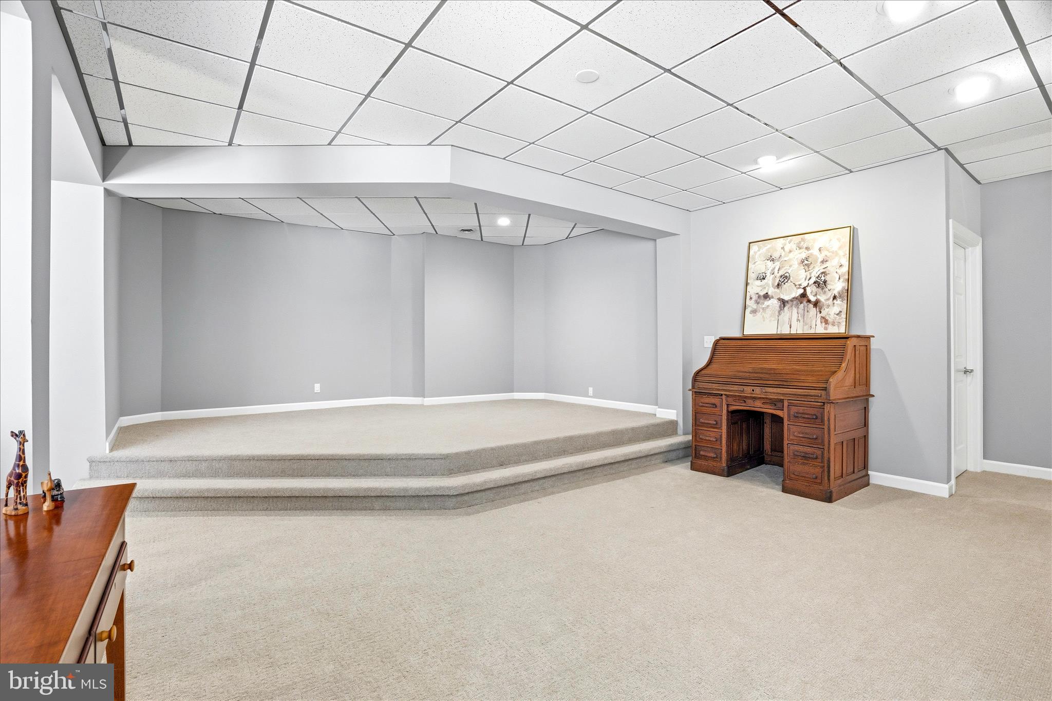 WHITE FLINT SPRINGS - Residential