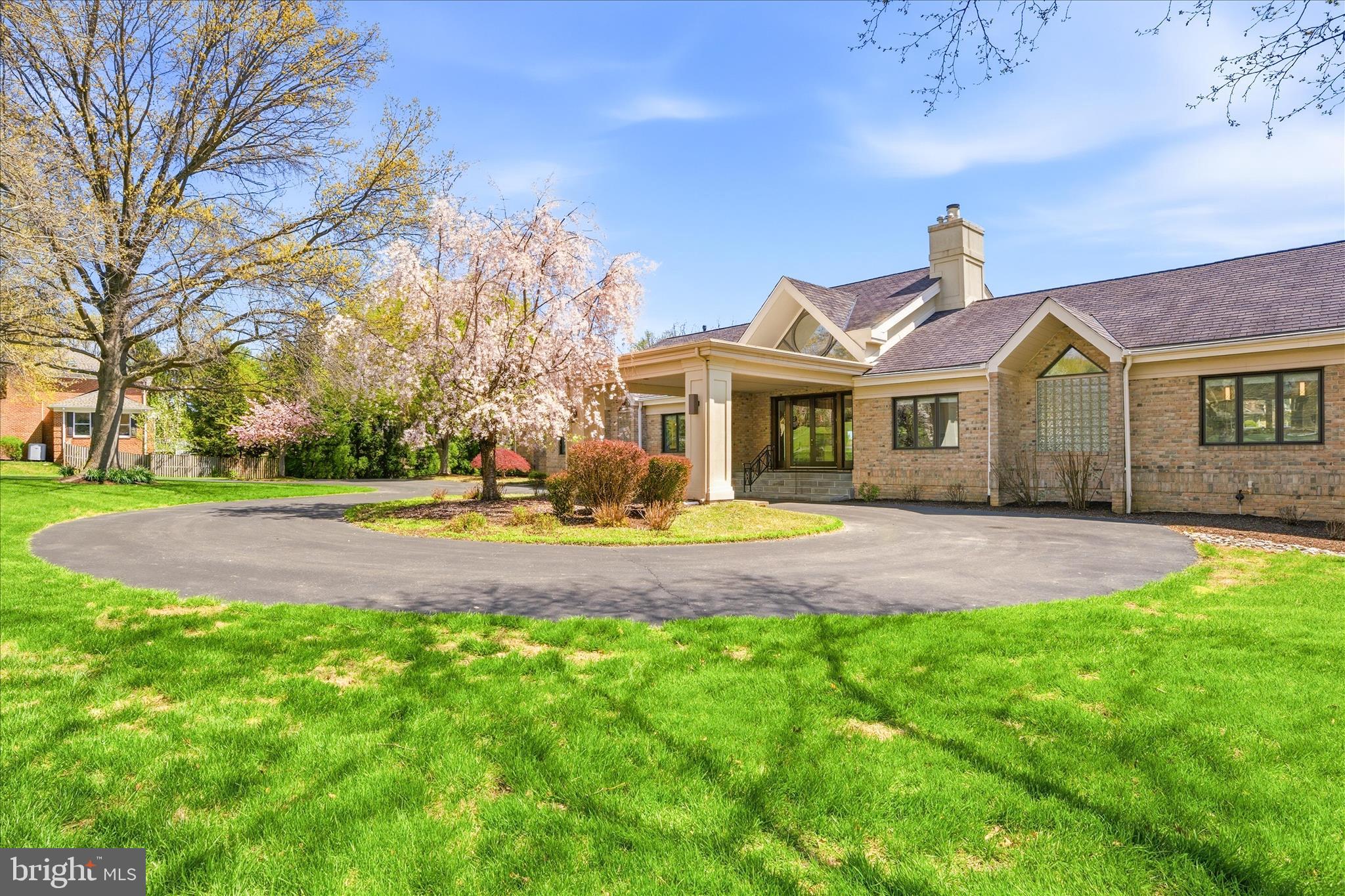 WHITE FLINT SPRINGS - Residential