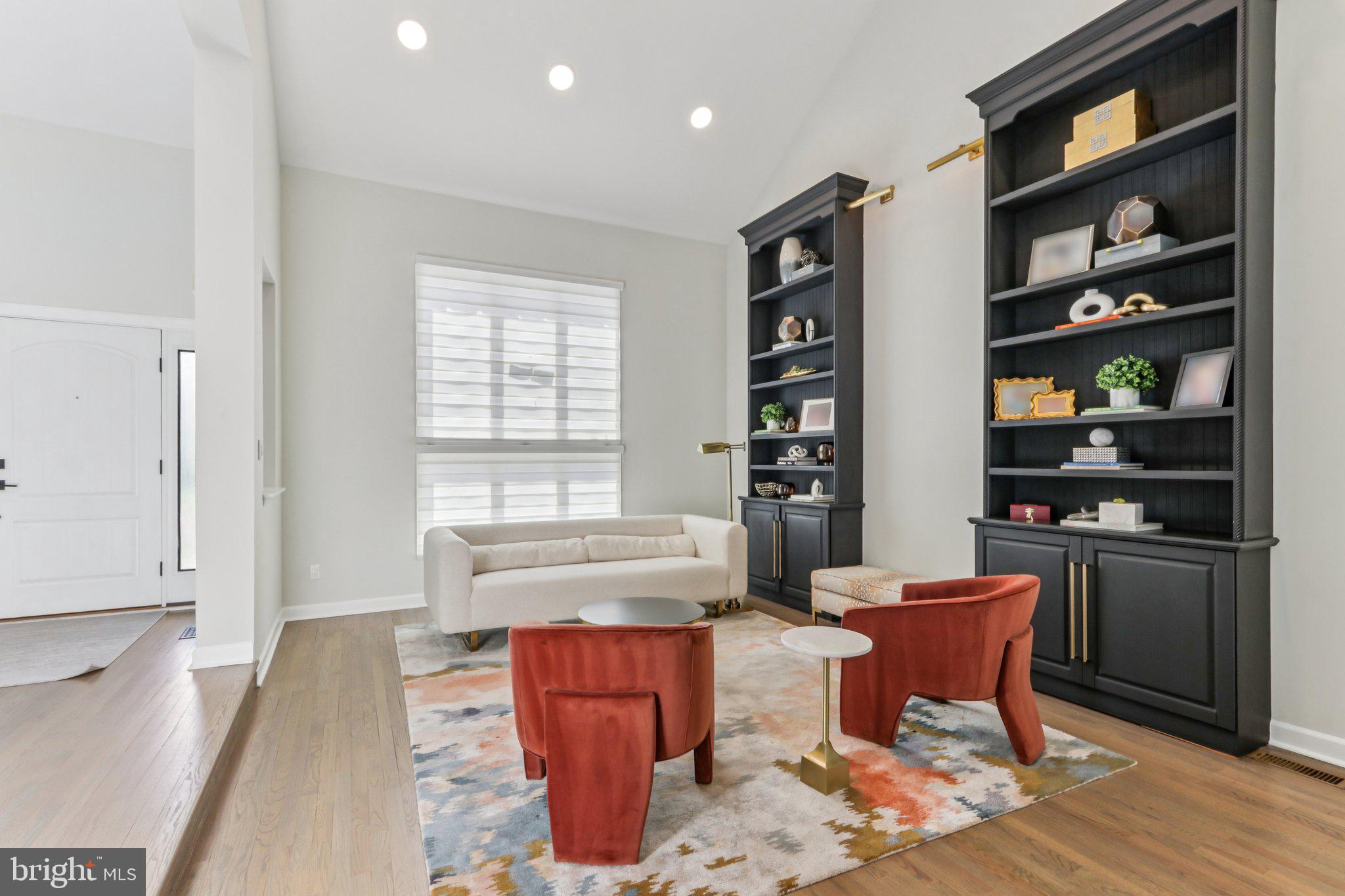 DUBLIN HUNT II - Residential