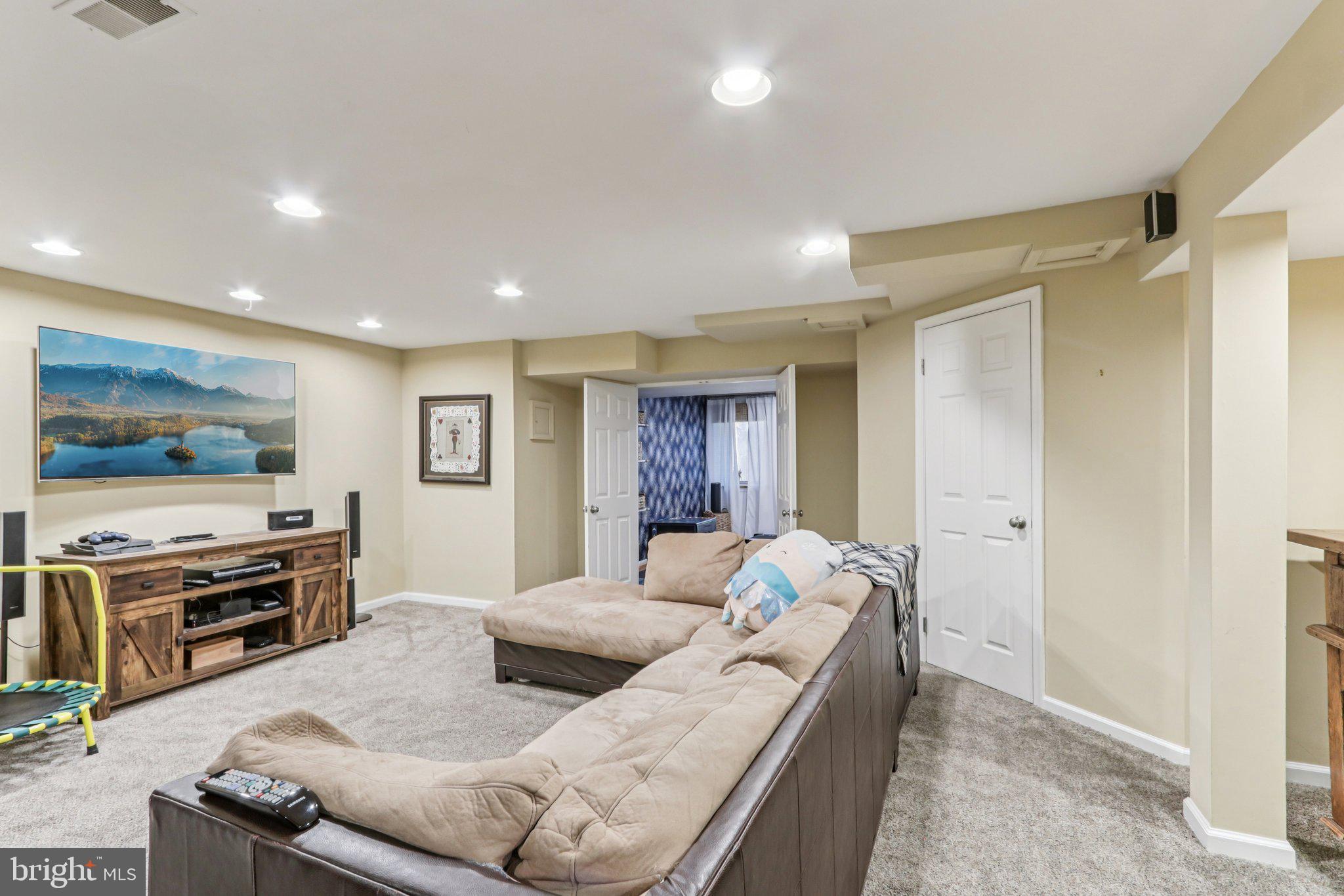 DUBLIN HUNT II - Residential