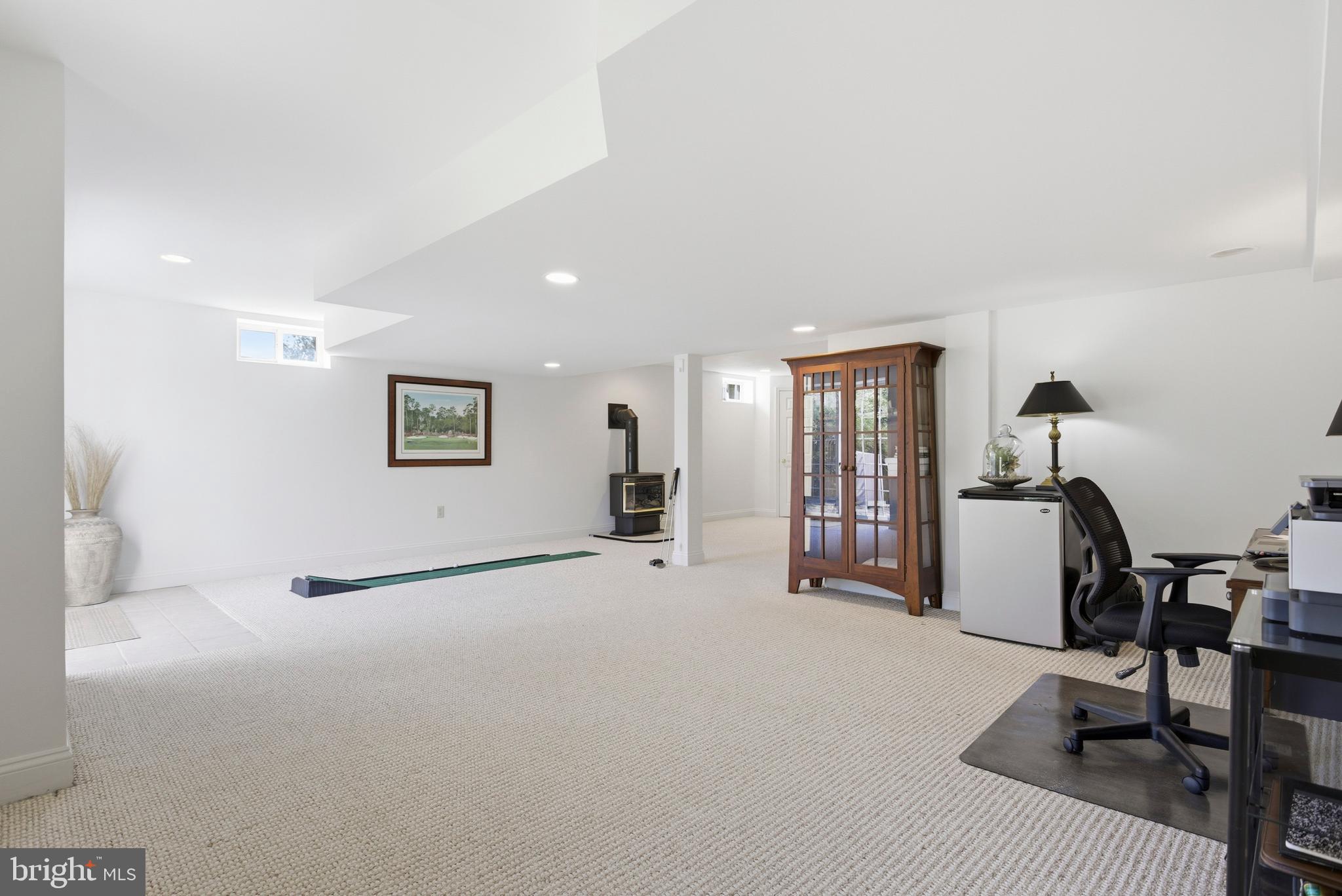 ROCHFORD ESTATES - Residential