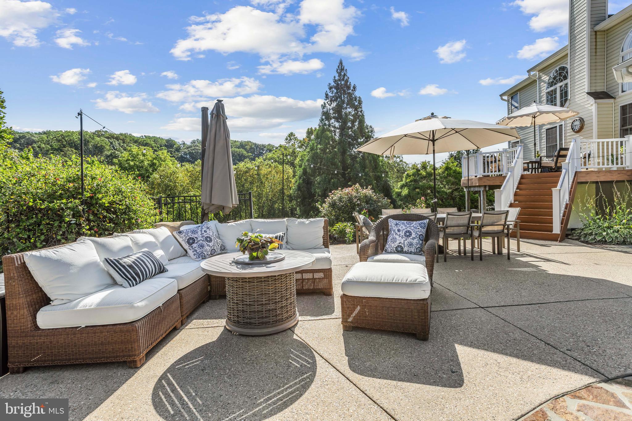 ROCHFORD ESTATES - Residential