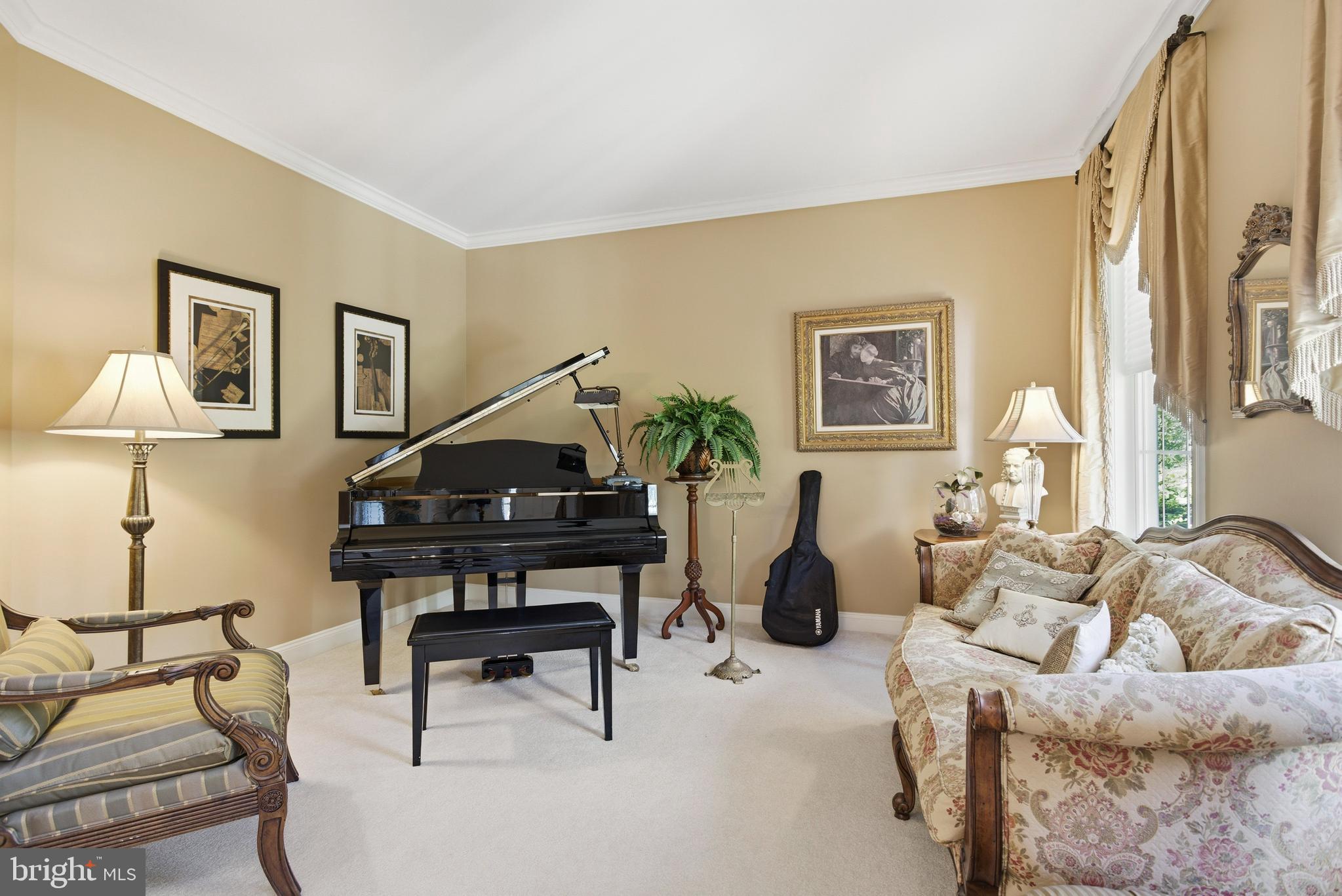 ROCHFORD ESTATES - Residential