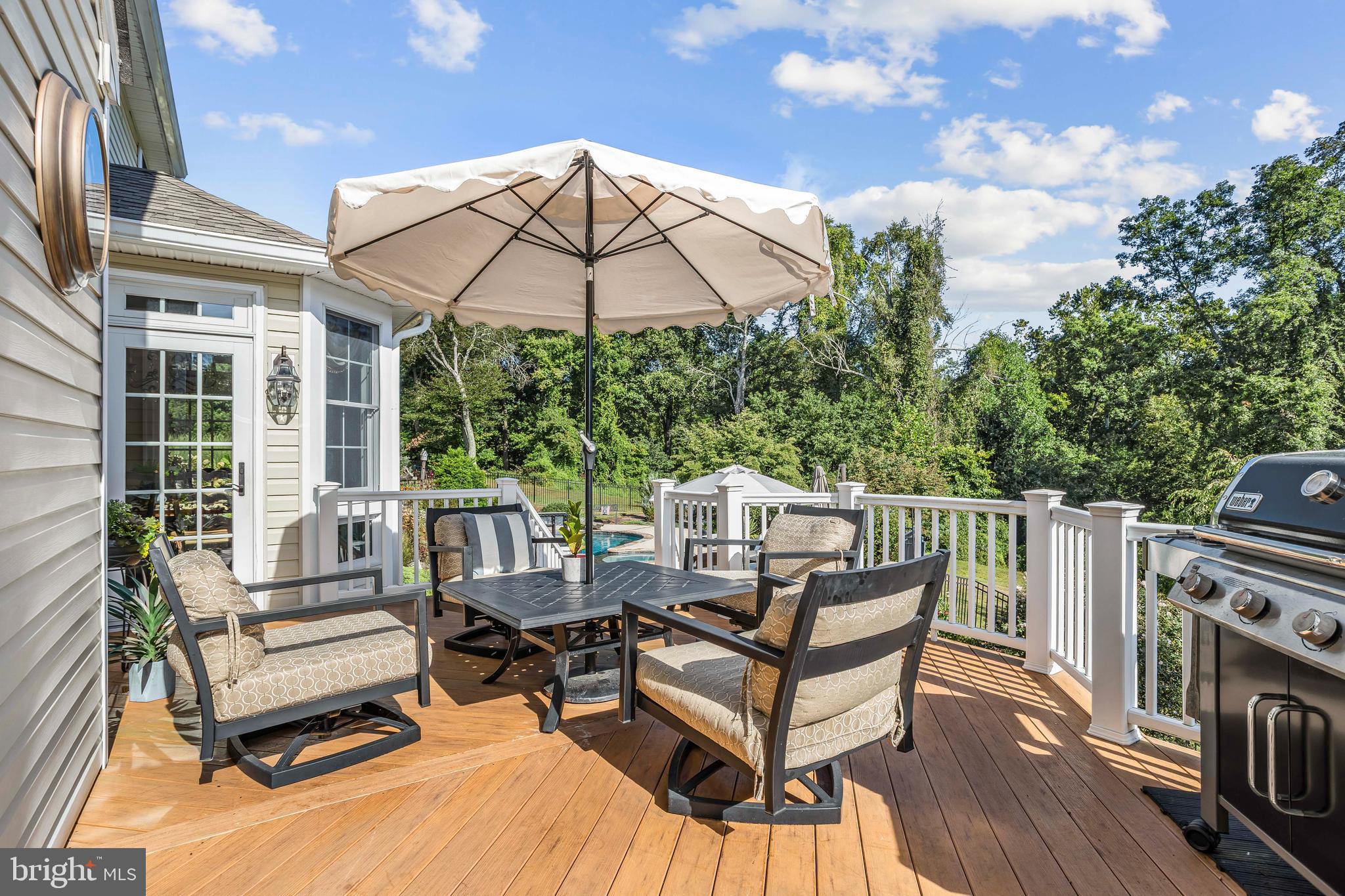 ROCHFORD ESTATES - Residential