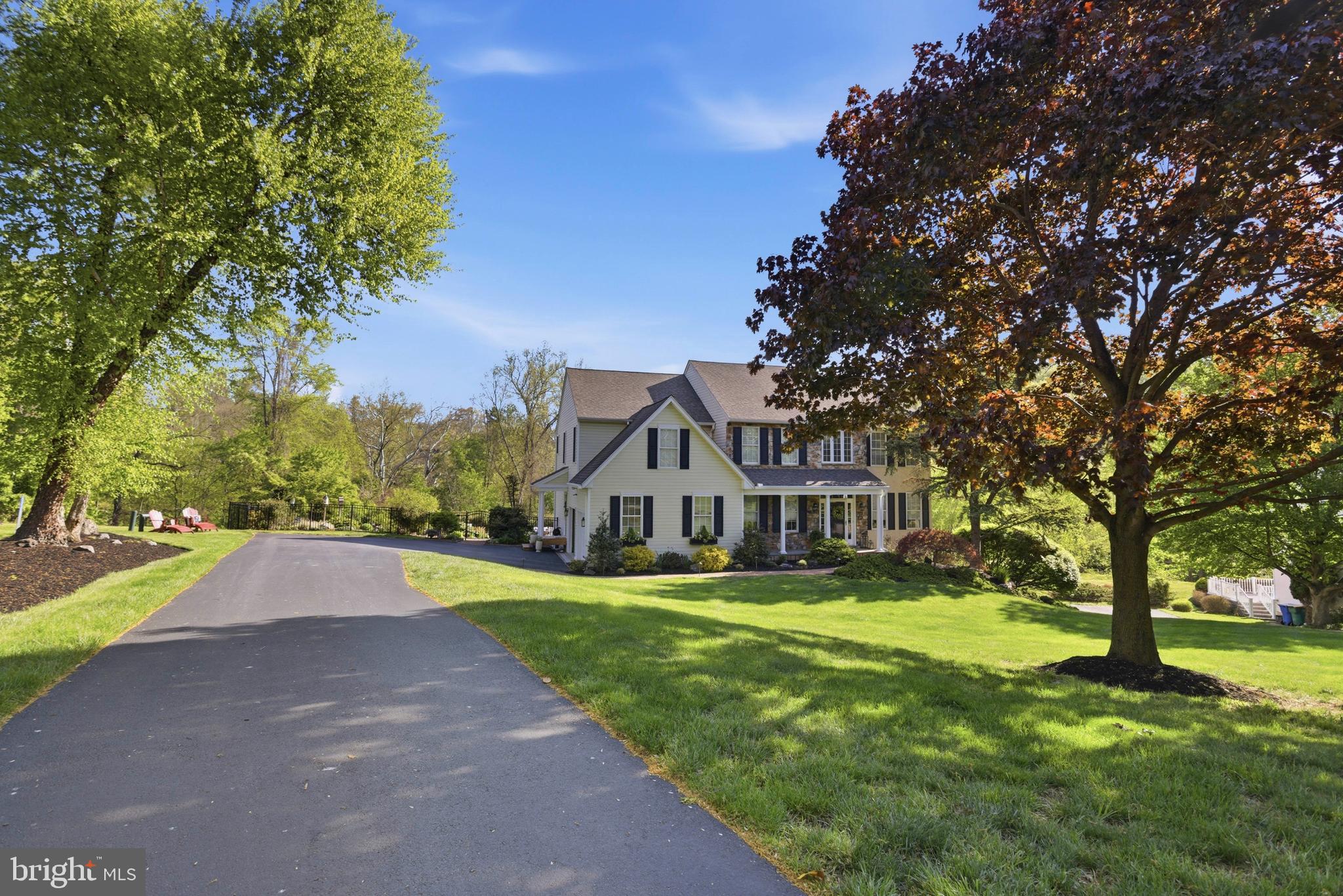 ROCHFORD ESTATES - Residential