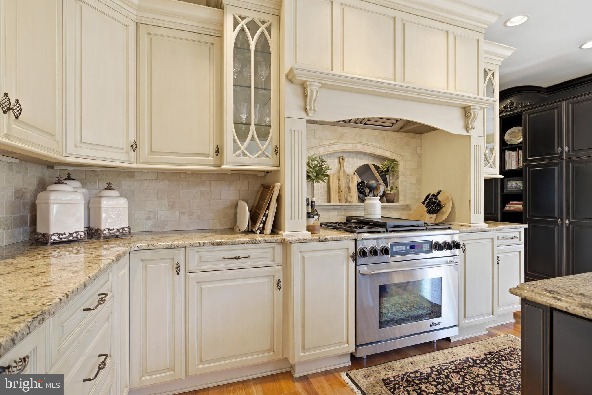 ROCHFORD ESTATES - Residential
