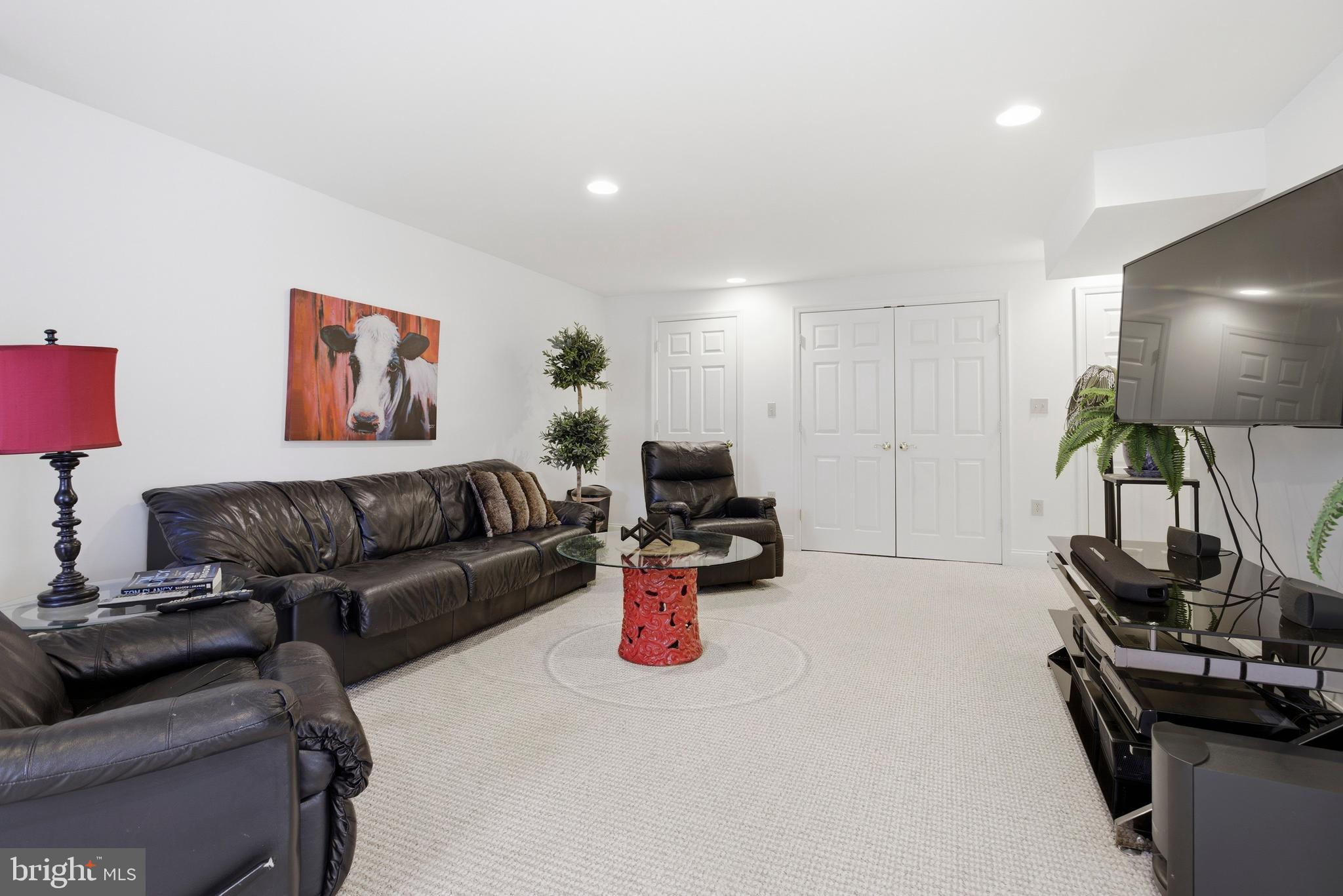 ROCHFORD ESTATES - Residential