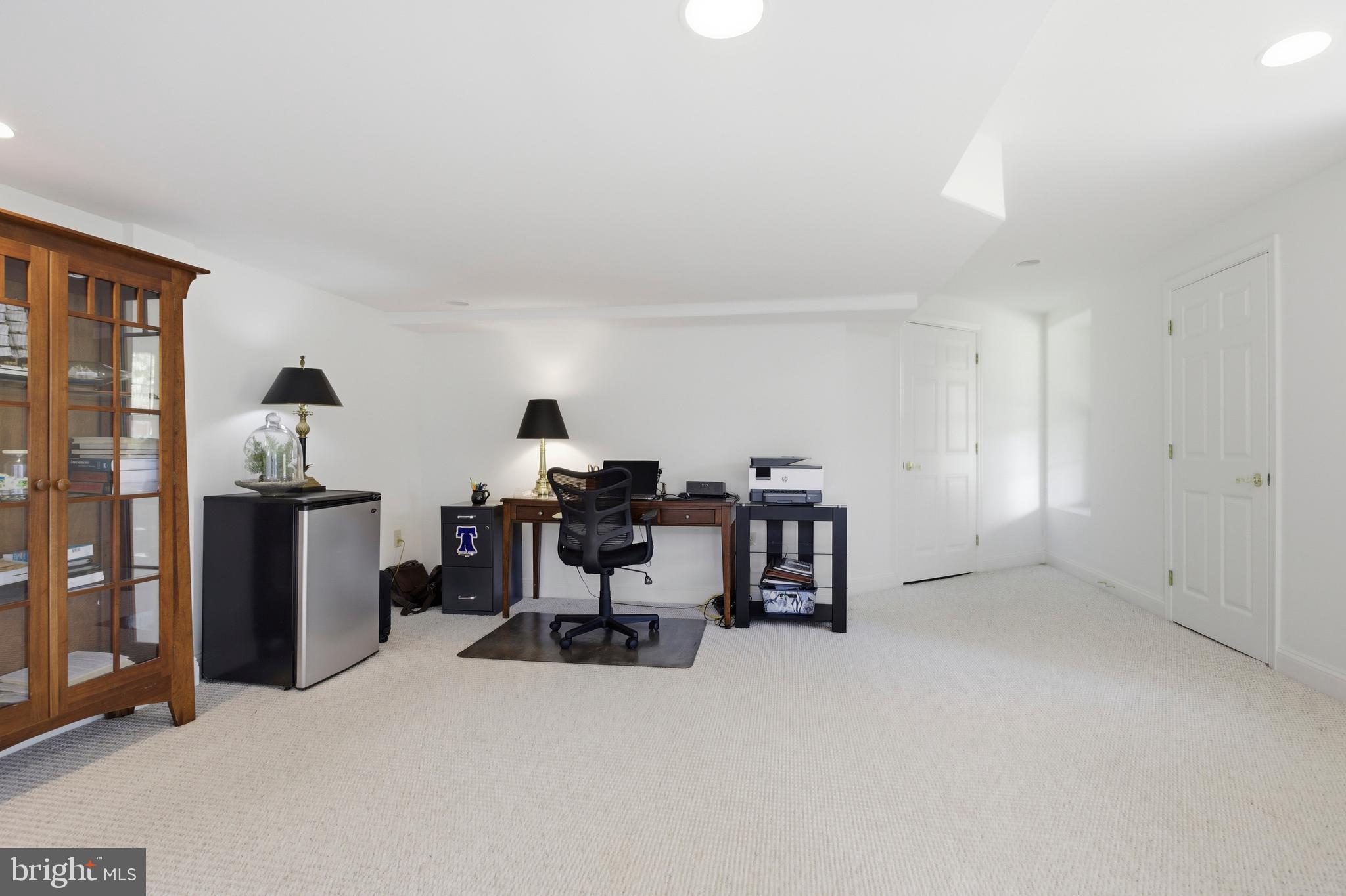 ROCHFORD ESTATES - Residential