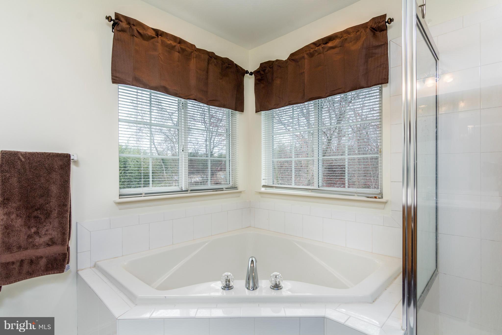 ARUNDEL GARDENS - Residential