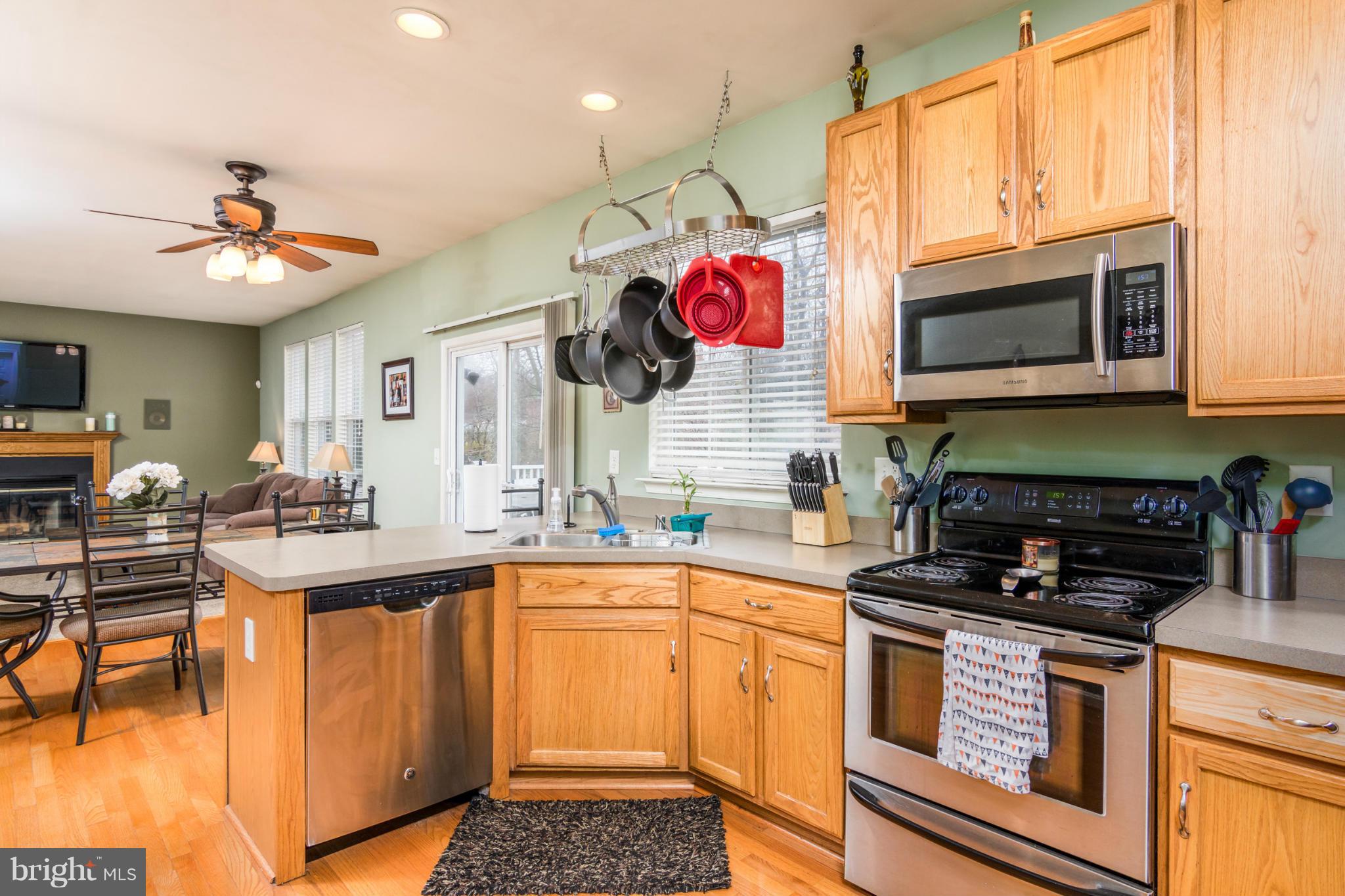 ARUNDEL GARDENS - Residential