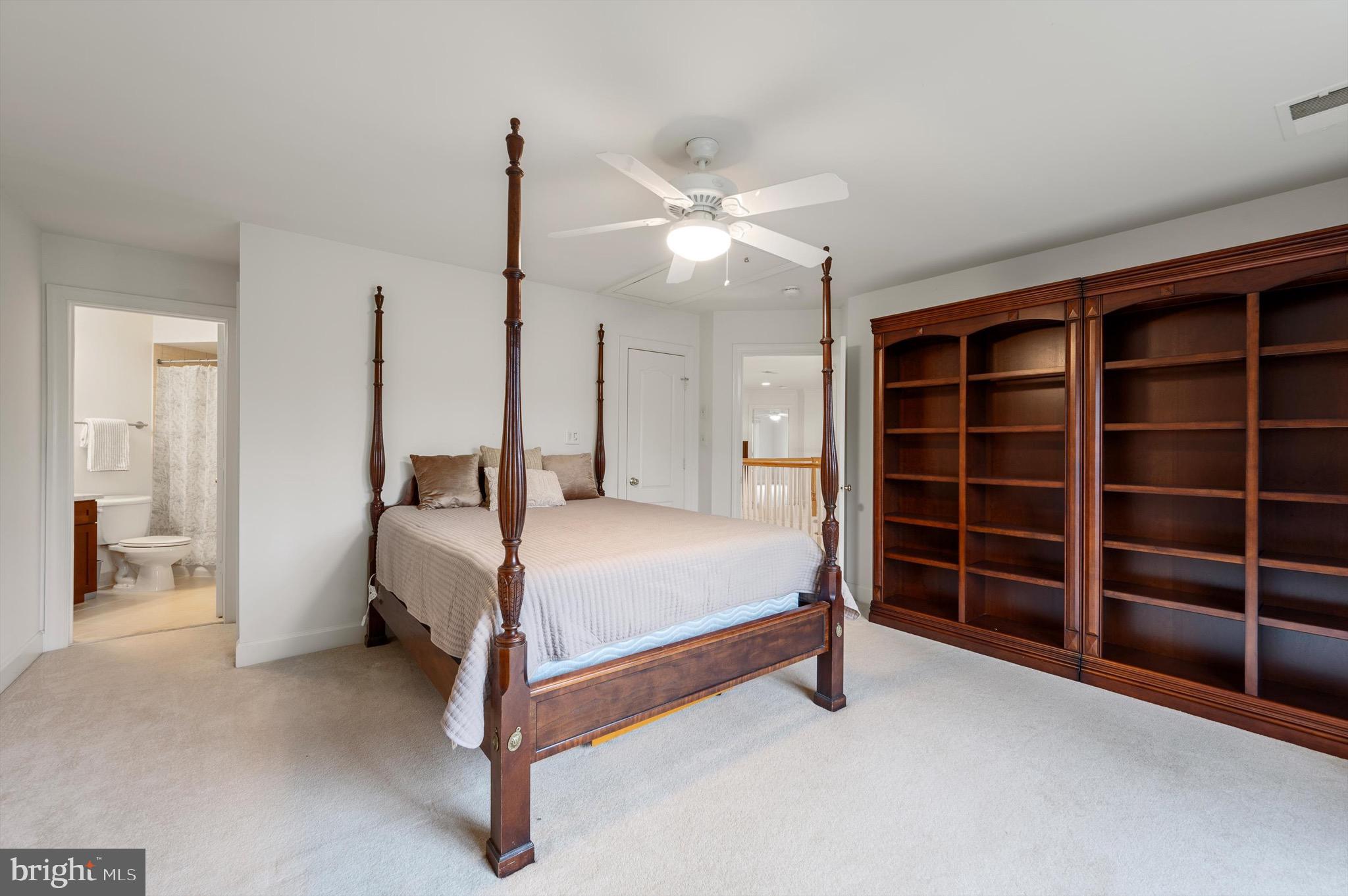 RED CEDAR WEST - Residential