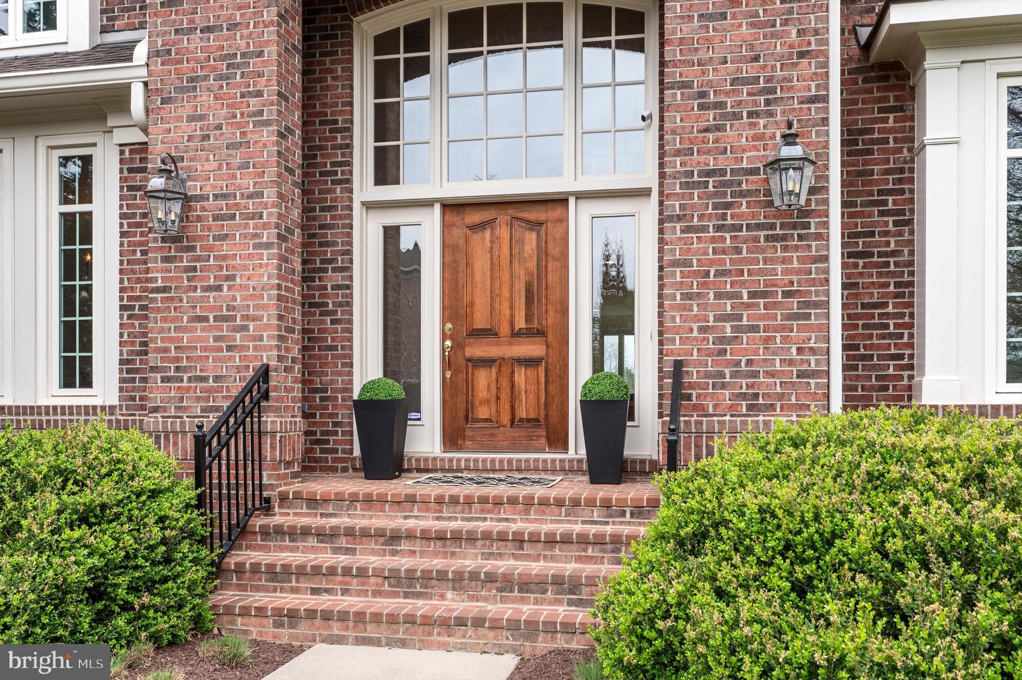 RED CEDAR WEST - Residential