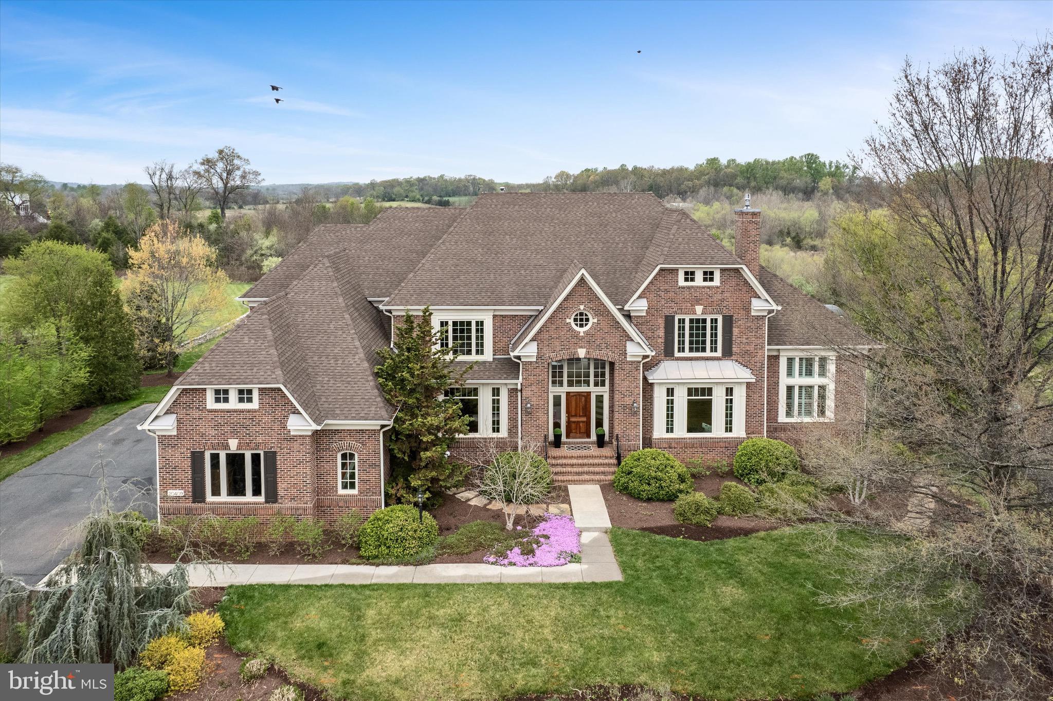 RED CEDAR WEST - Residential