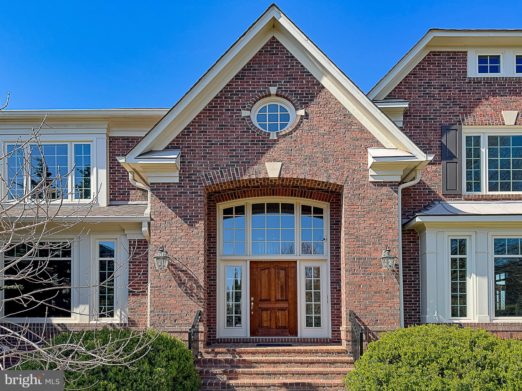 RED CEDAR WEST - Residential