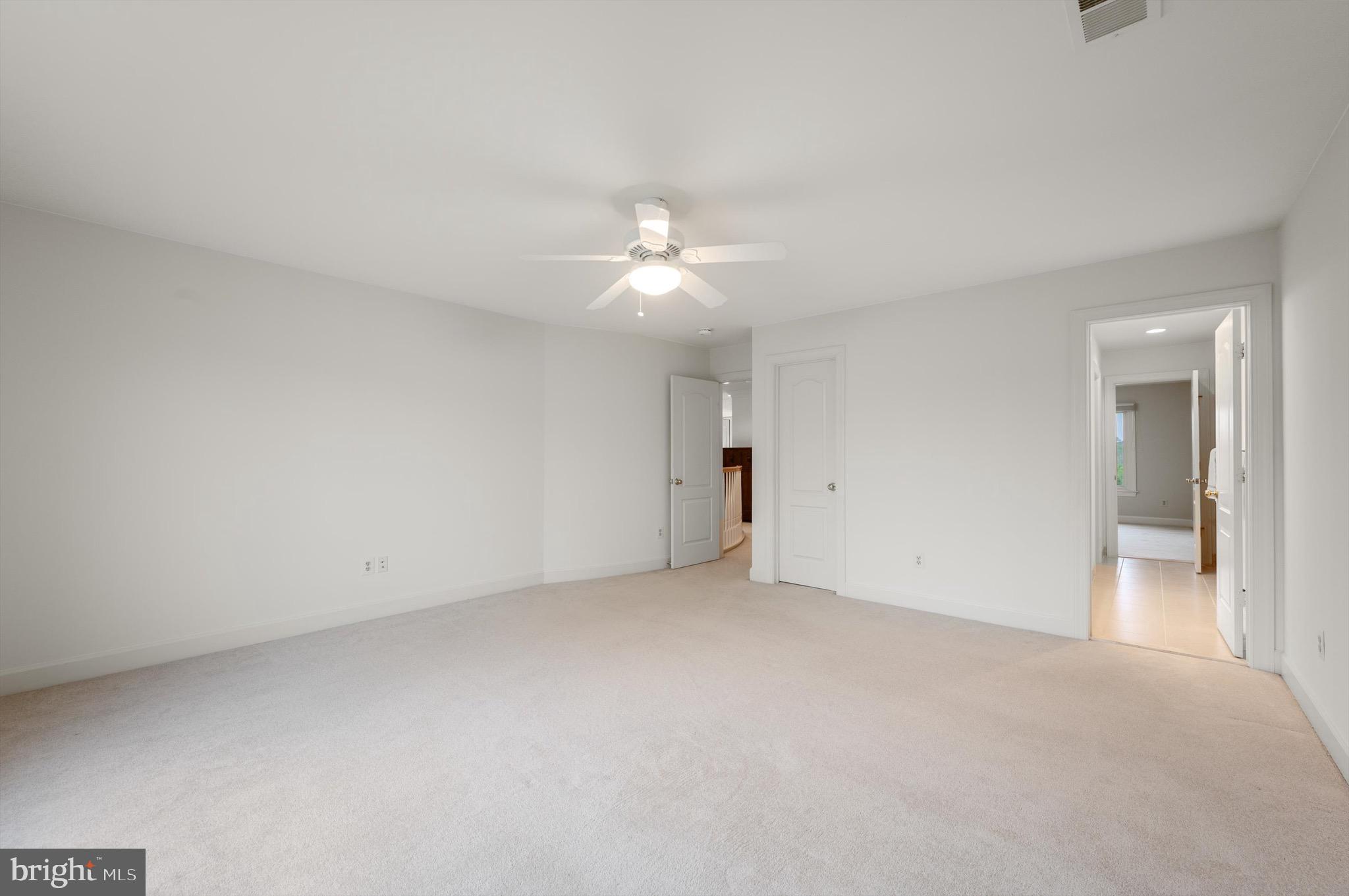 RED CEDAR WEST - Residential