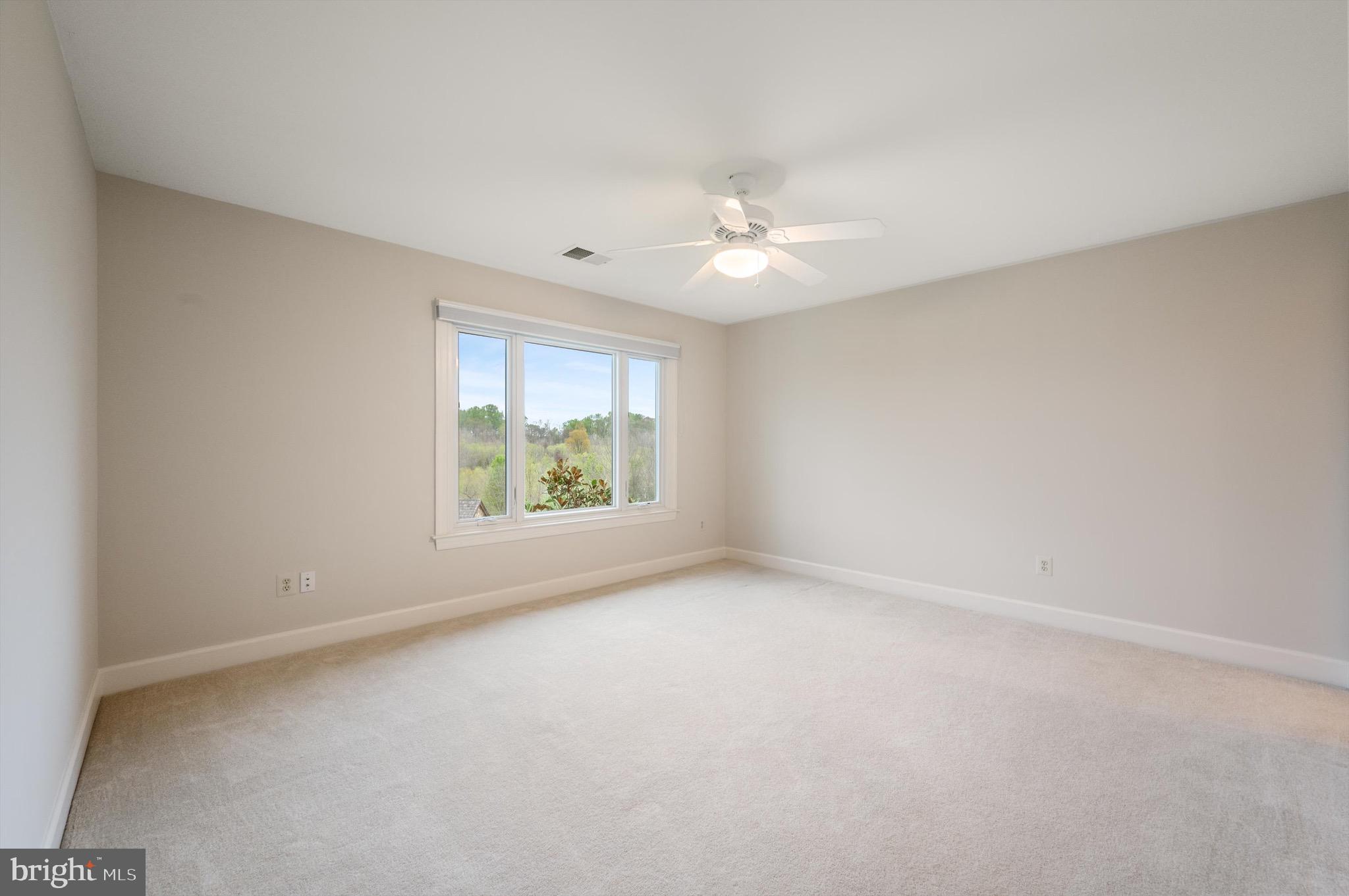 RED CEDAR WEST - Residential