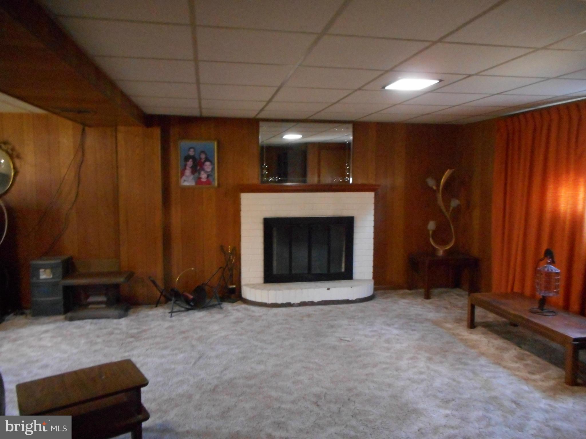 SURRATTS GARDENS - Residential