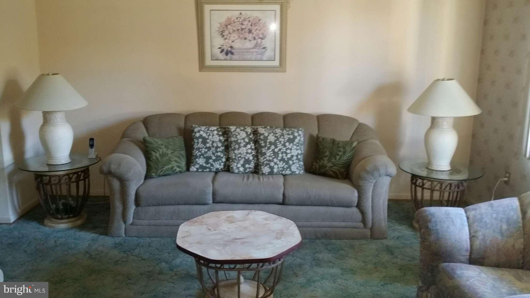 SURRATTS GARDENS - Residential