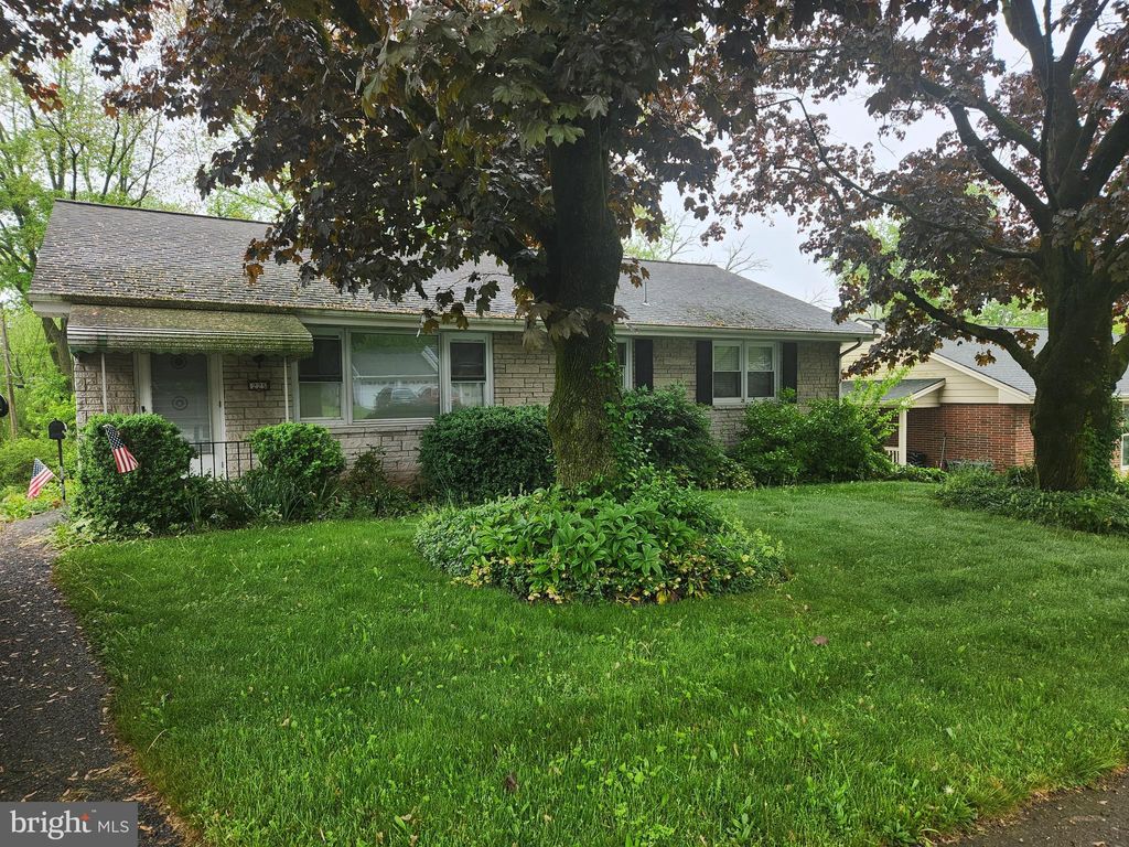 Photo of 225 N Mount Joy Street, Elizabethtown, PA 17022 (MLS # PALA2051260)
