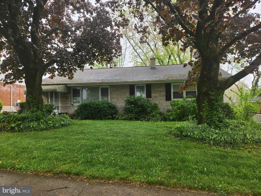Photo of 225 N Mount Joy Street, Elizabethtown, PA 17022 (MLS # PALA2051260)