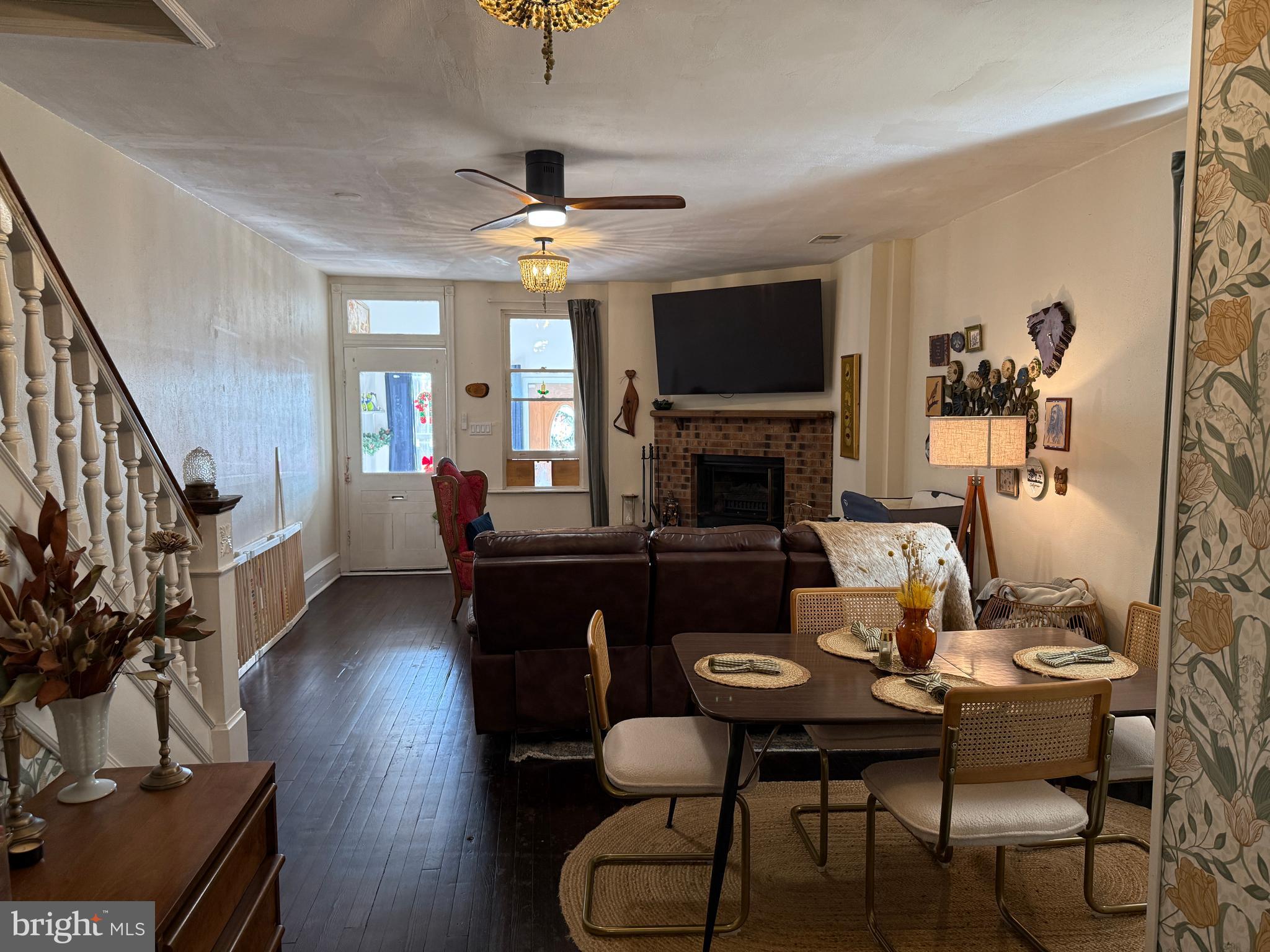 BRIDESBURG - Residential