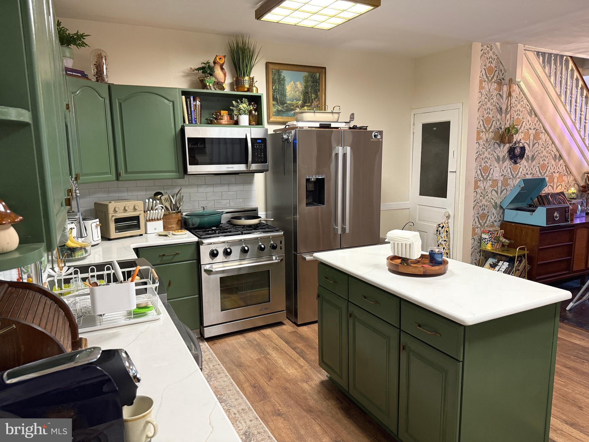 BRIDESBURG - Residential