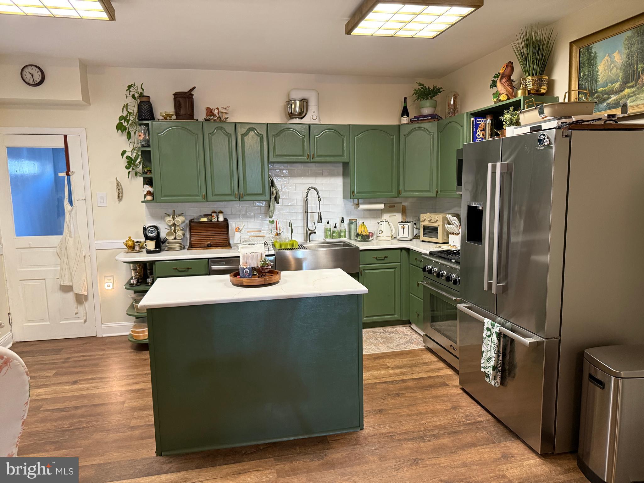 BRIDESBURG - Residential