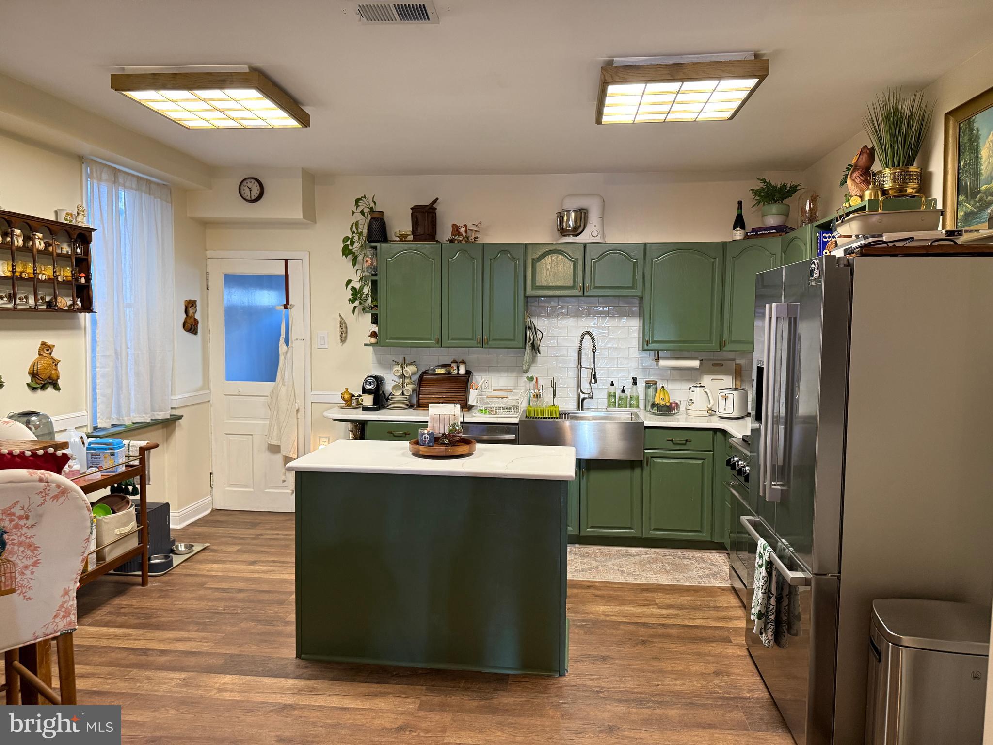 BRIDESBURG - Residential