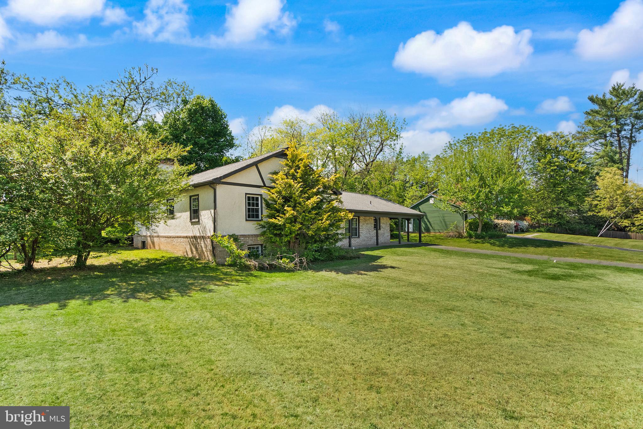 WEST MC LEAN - Residential