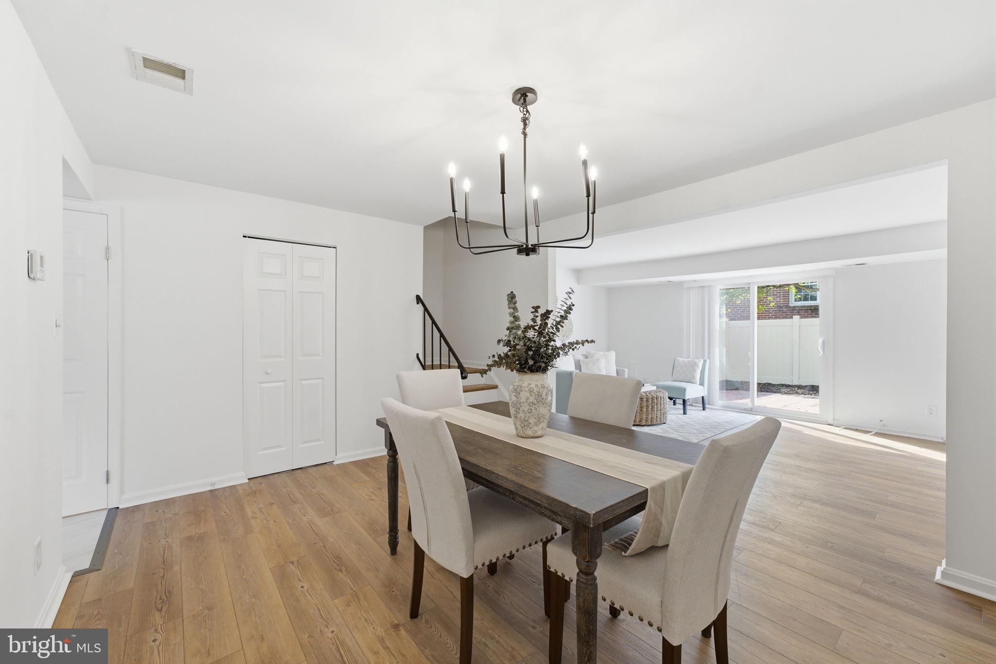 5603 INDEPENDENCE CIRCLE