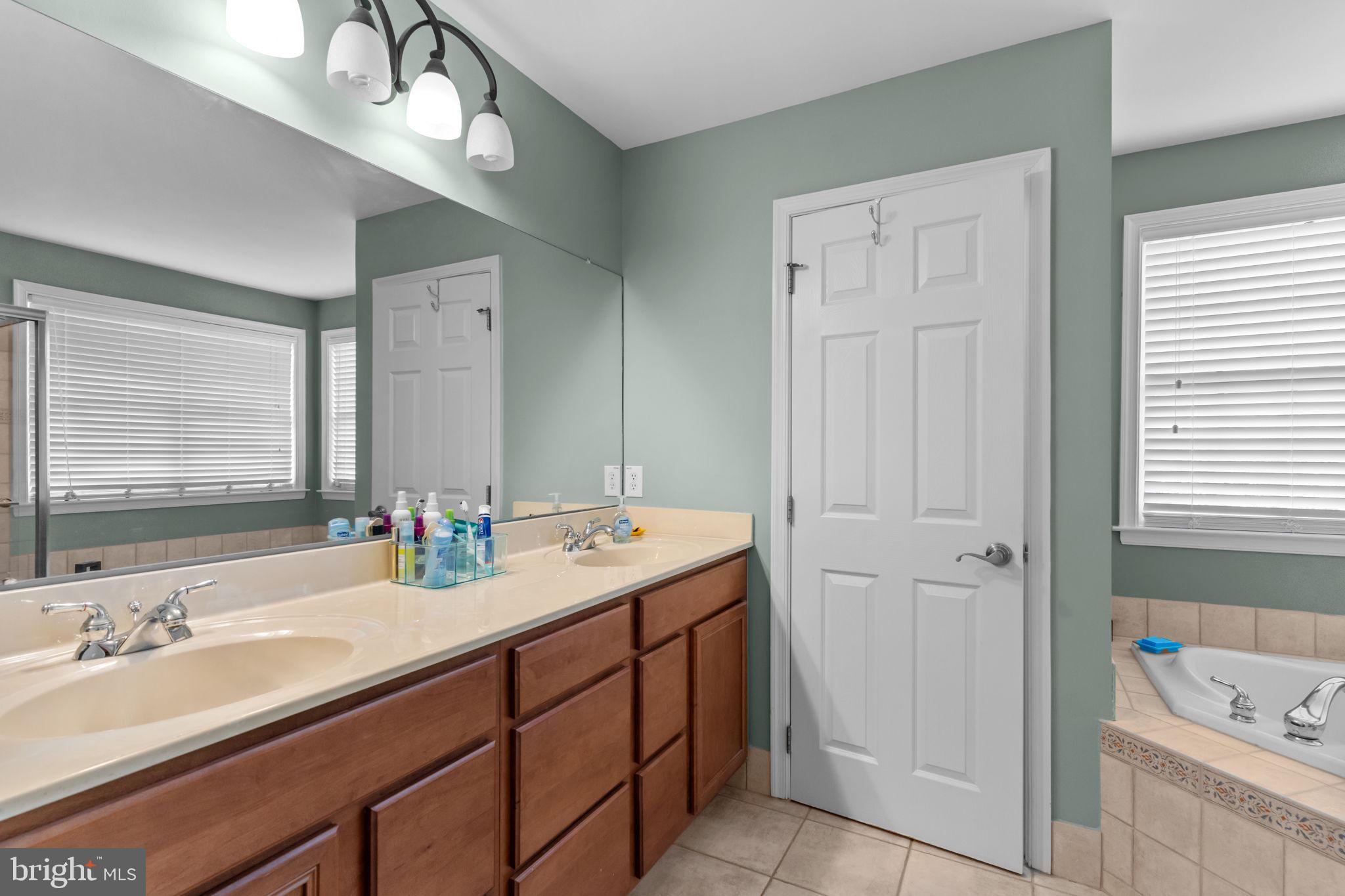 WILTSHIRE WALK - Residential