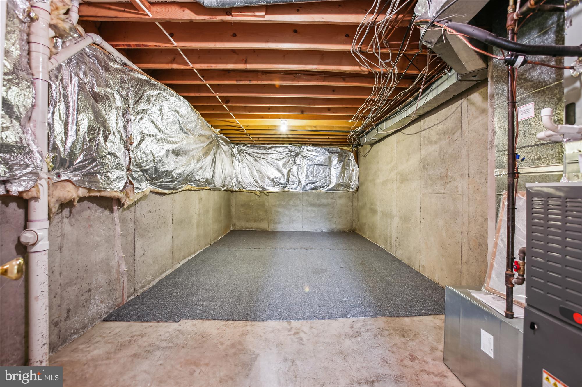 BELLE POND FARM - Residential Lease