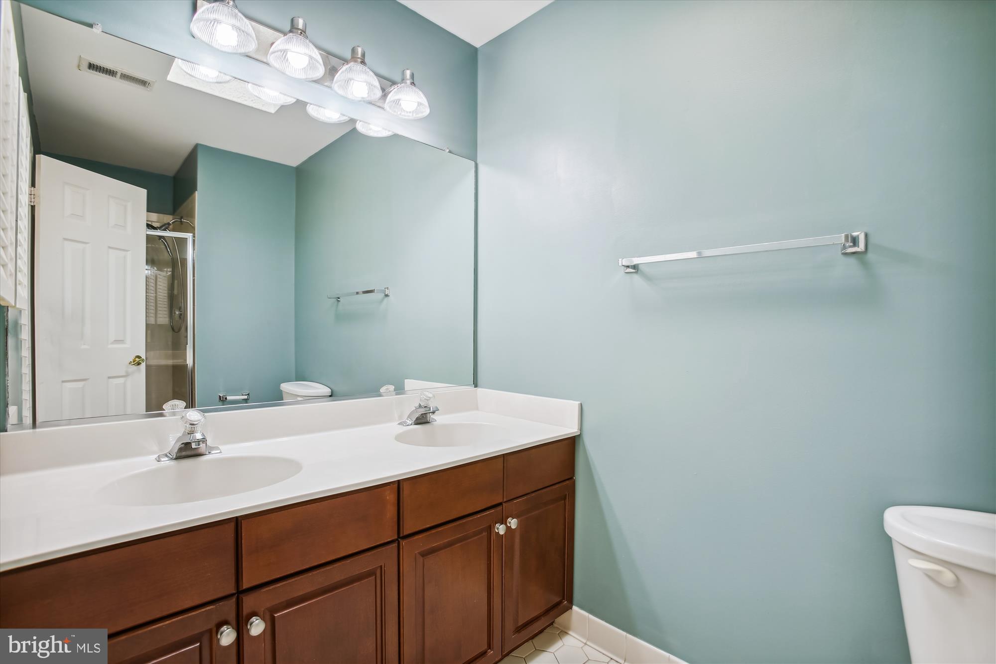 BELLE POND FARM - Residential Lease