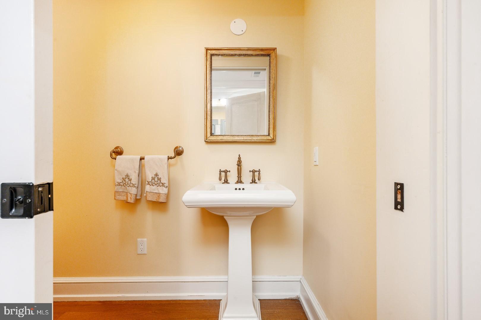 OLD CITY - Residential Lease