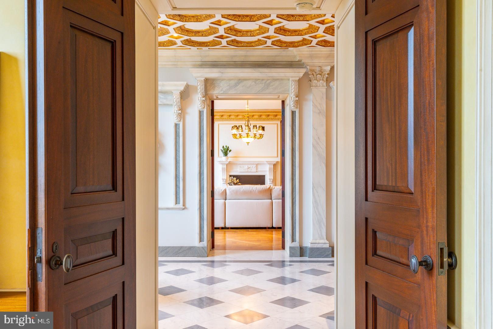 OLD CITY - Residential Lease