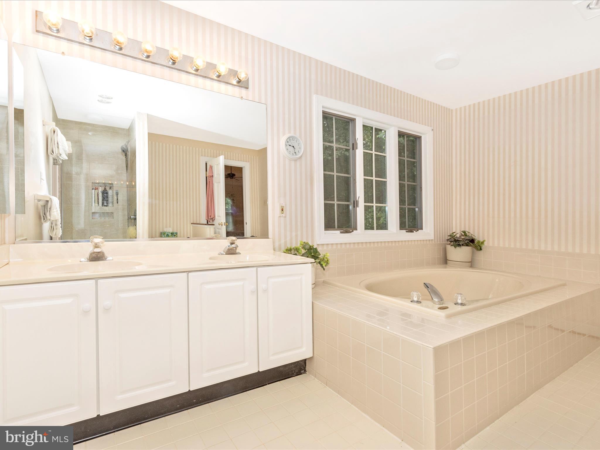 HAMMOND ESTATES - Residential