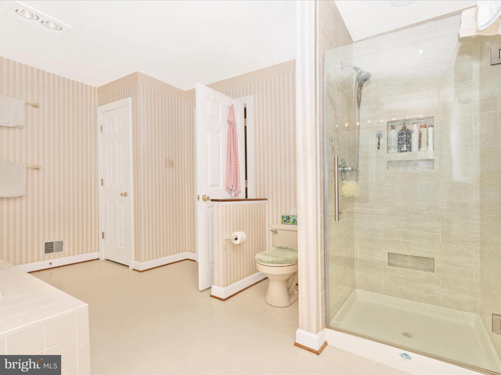 HAMMOND ESTATES - Residential