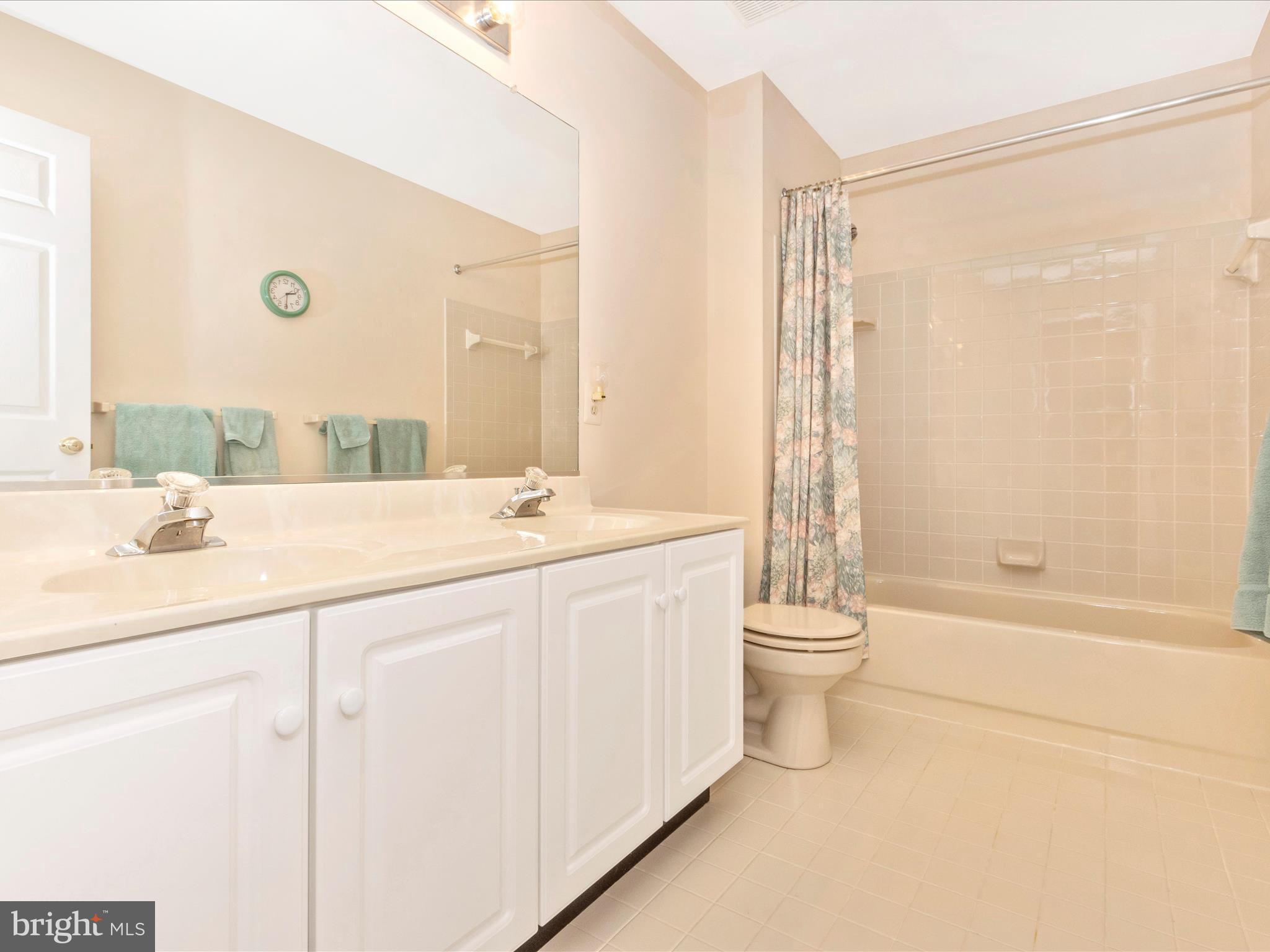 HAMMOND ESTATES - Residential