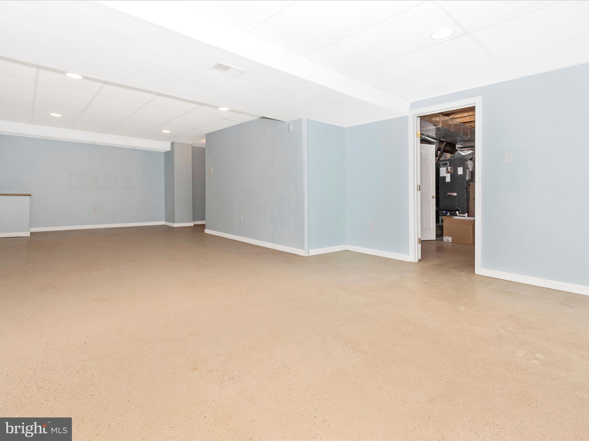 HAMMOND ESTATES - Residential