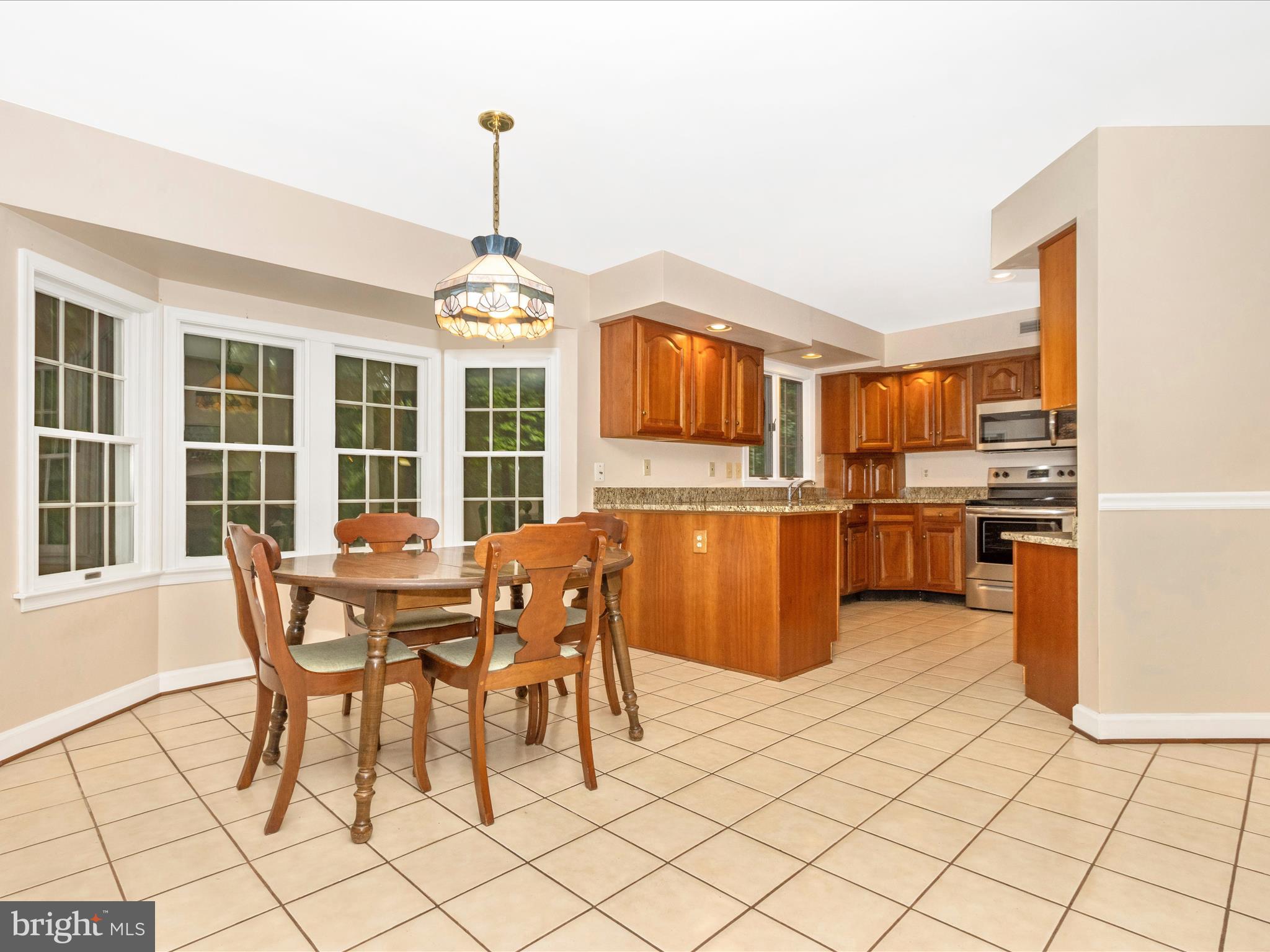 HAMMOND ESTATES - Residential