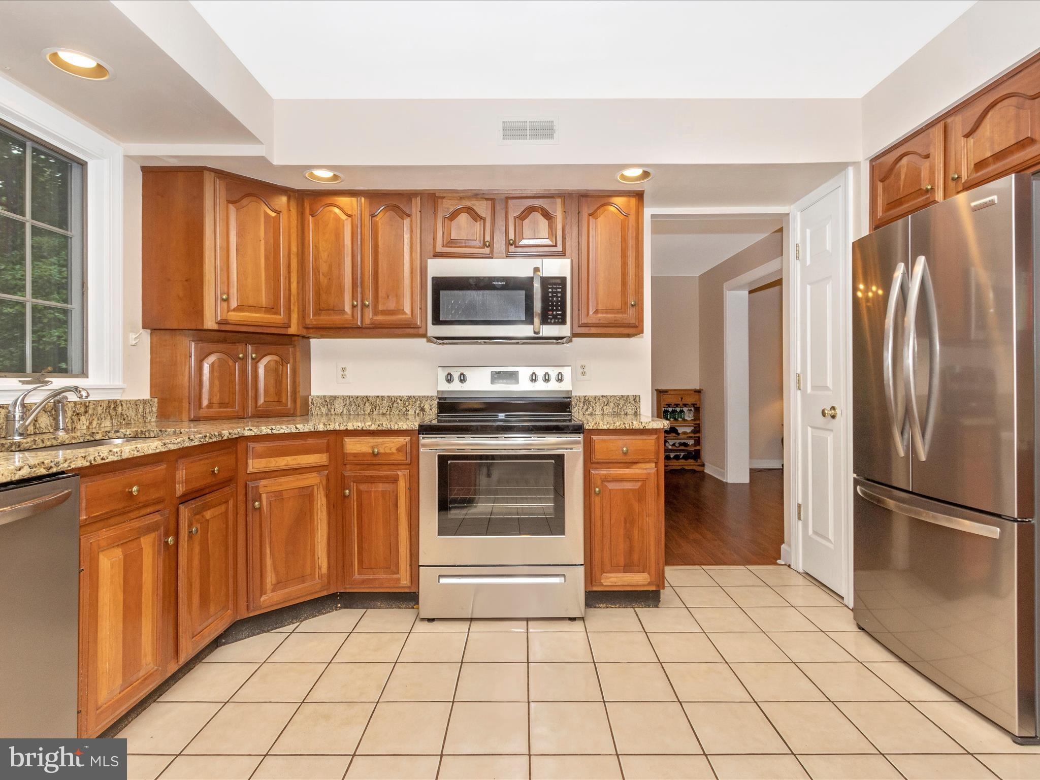 HAMMOND ESTATES - Residential