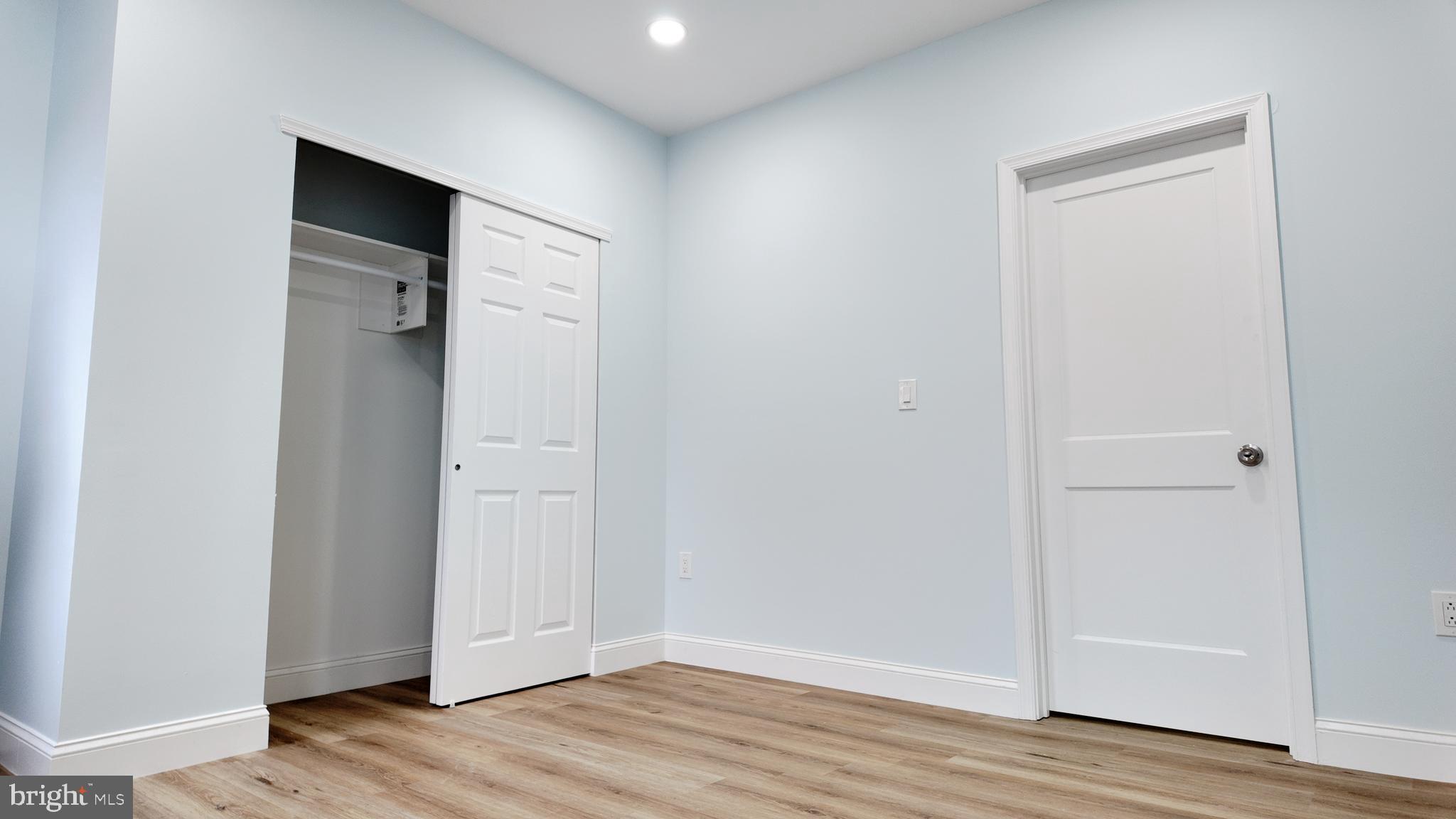 STRAWBERRY MANSION - Residential