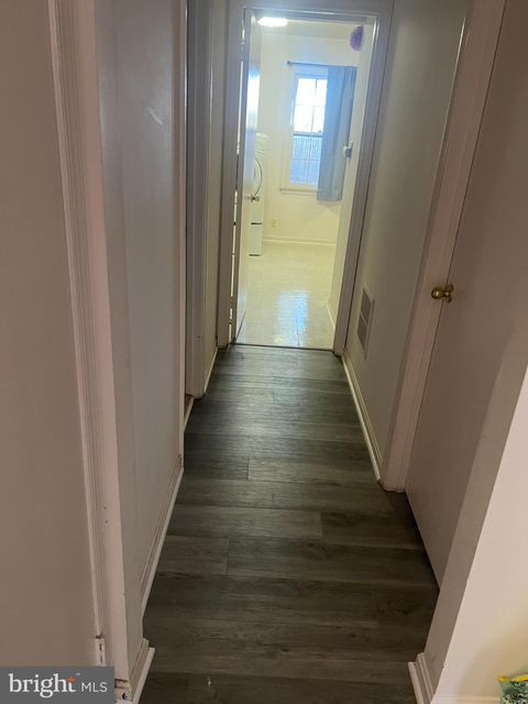 215 SUMMIT HALL ROAD GAITHERSBURG MD 20877