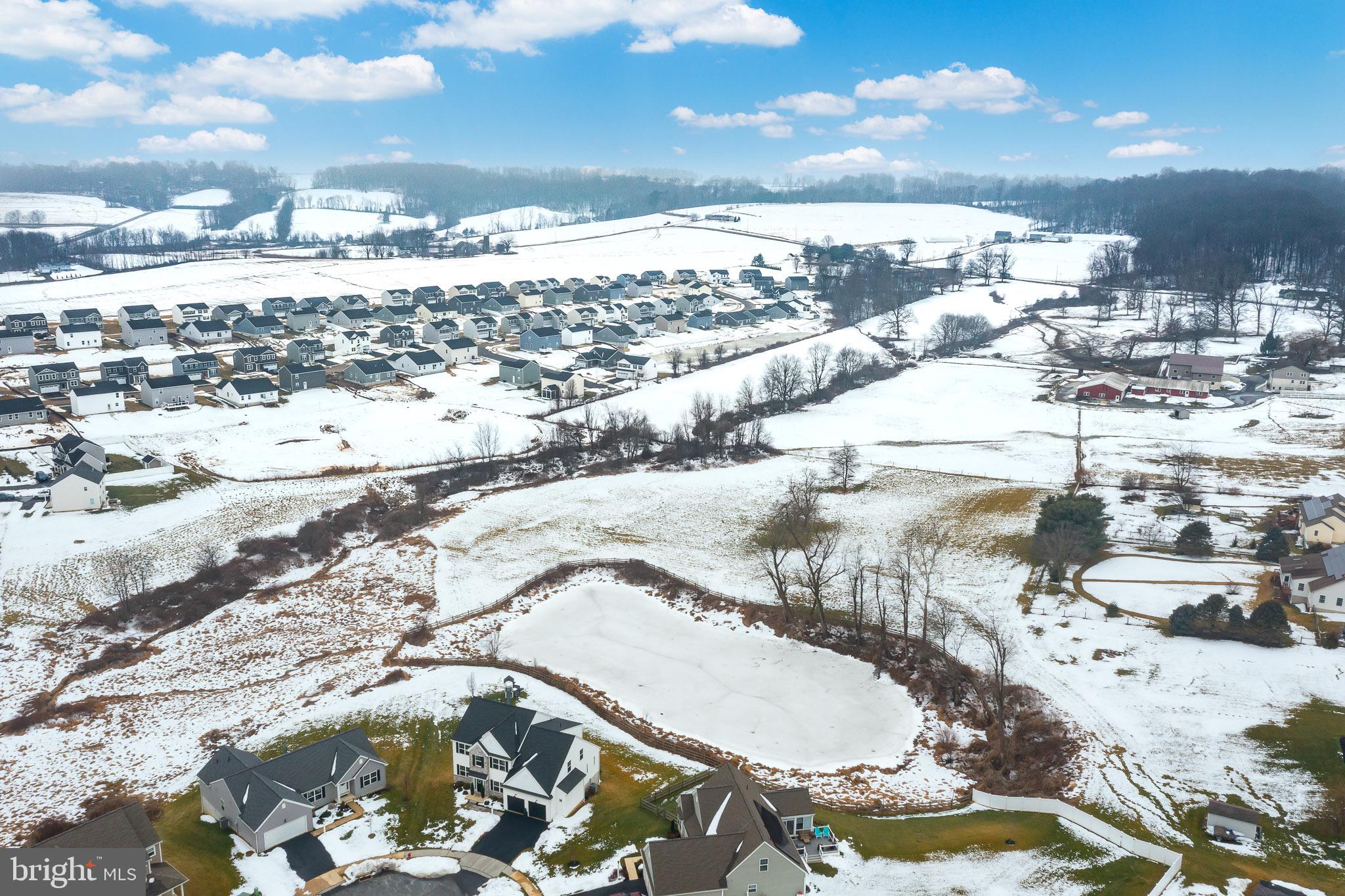 CREEKSIDE - Residential