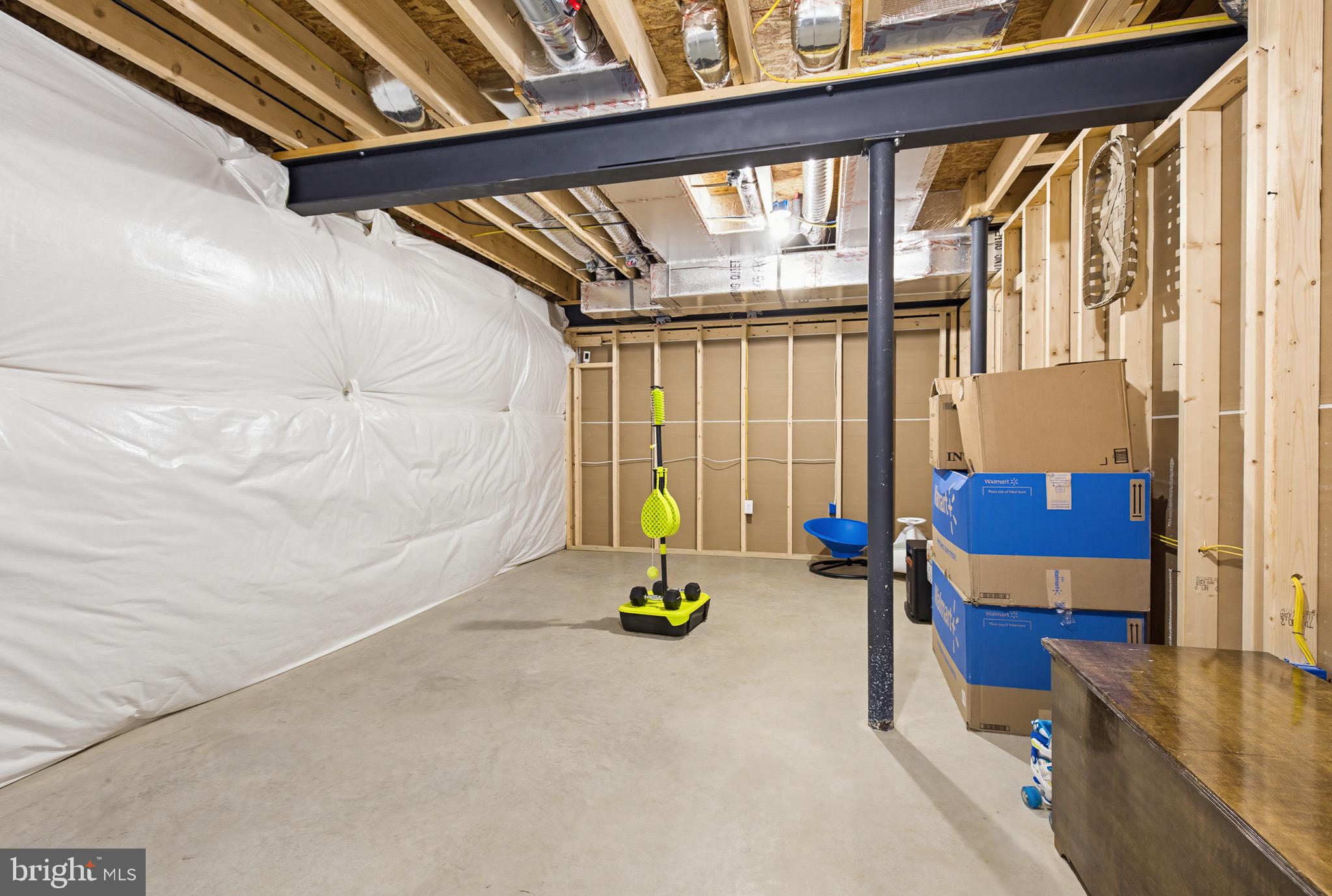 CREEKSIDE - Residential