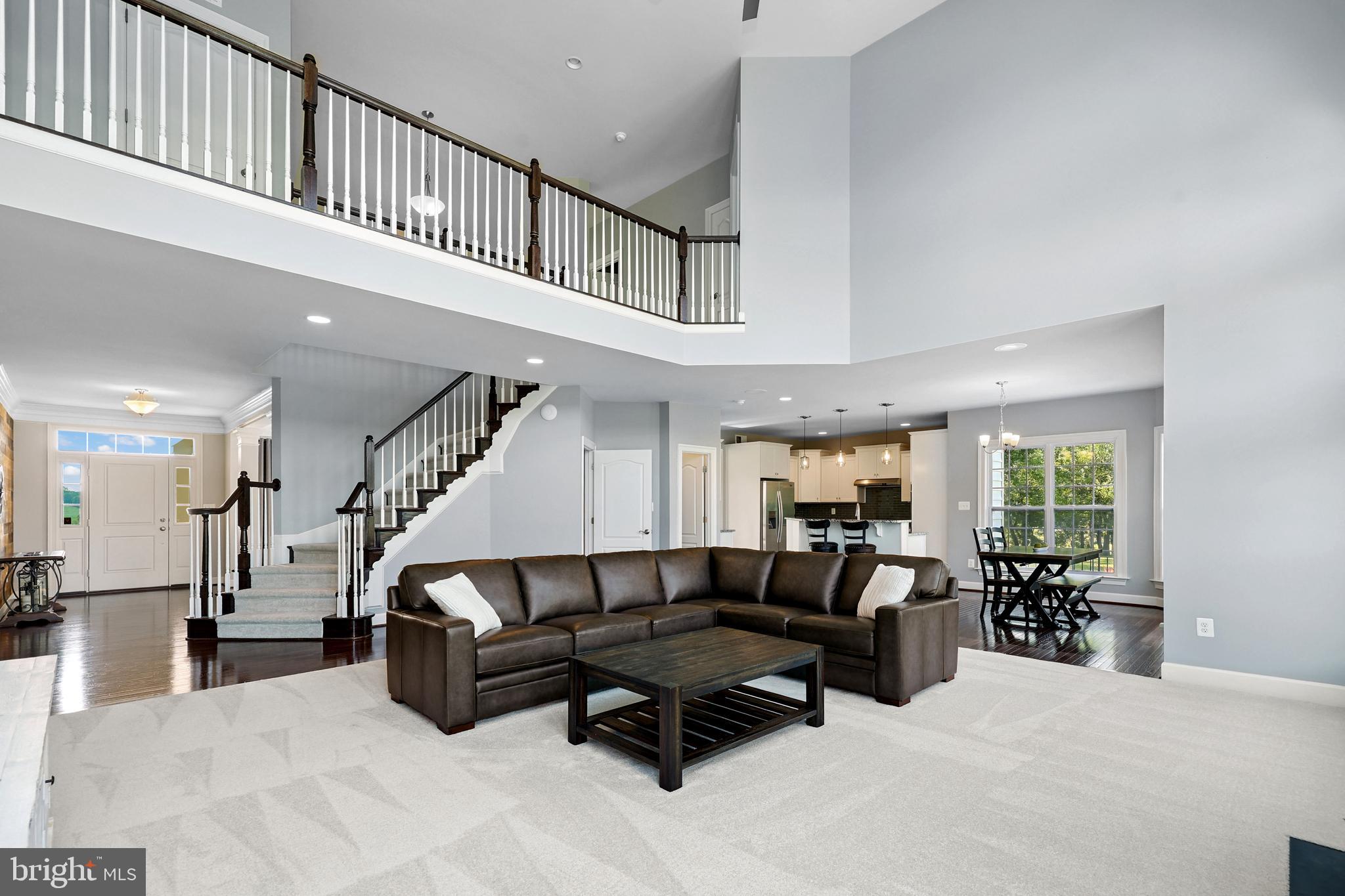 FALCONAIRE - Residential