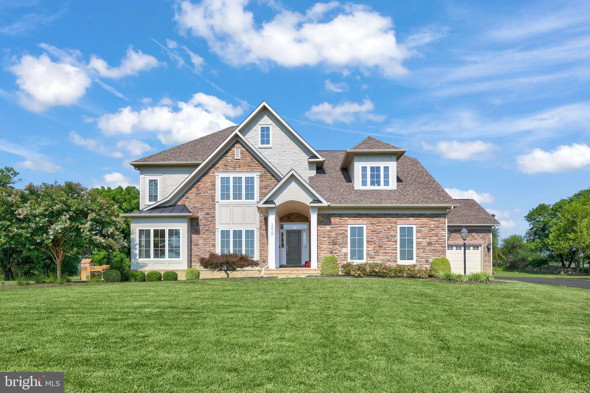 FALCONAIRE - Residential