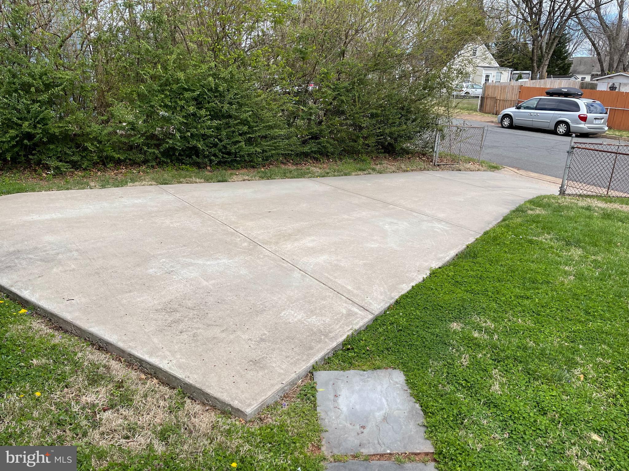 MANASSAS PARK - Residential