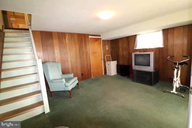 SOMERTON - Residential