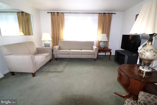 SOMERTON - Residential